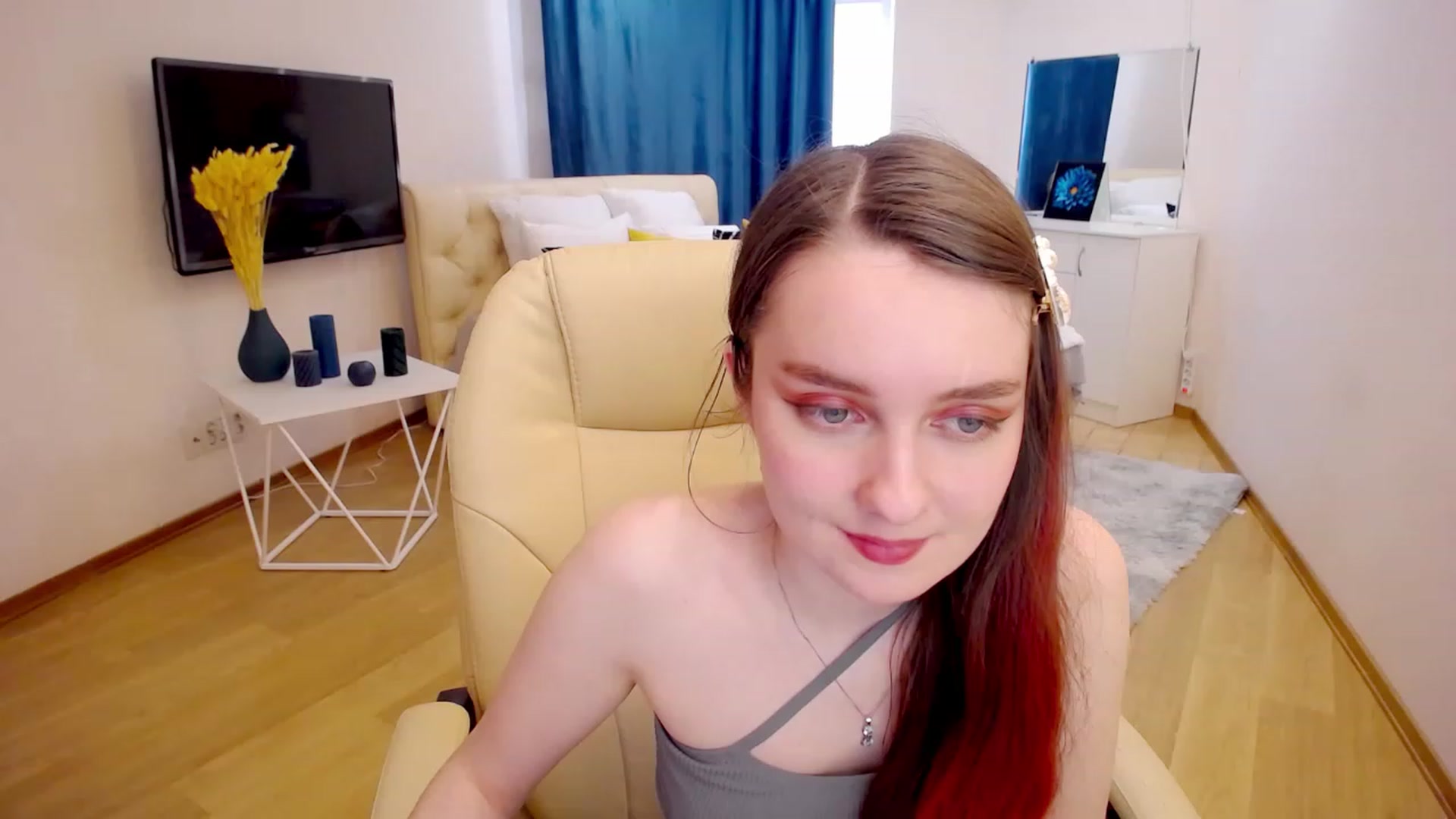 Gallery image thumbnail from Milim_Nava's myfreecams stream on, 04/03/2023, 12:04 image 17 of 20