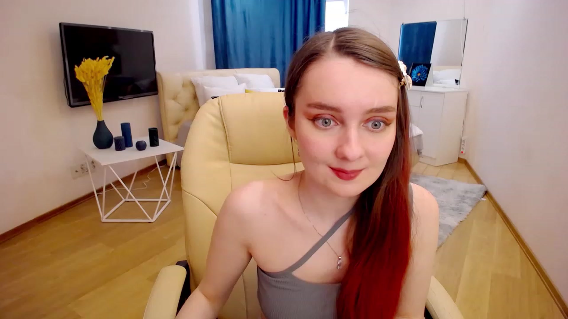 Gallery image thumbnail from Milim_Nava's myfreecams stream on, 04/03/2023, 12:04 image 10 of 20