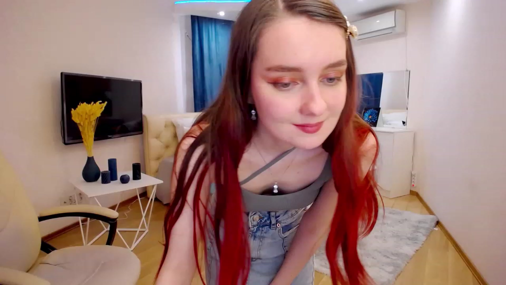 Gallery image thumbnail from Milim_Nava's myfreecams stream on, 04/03/2023, 12:04 image 8 of 20