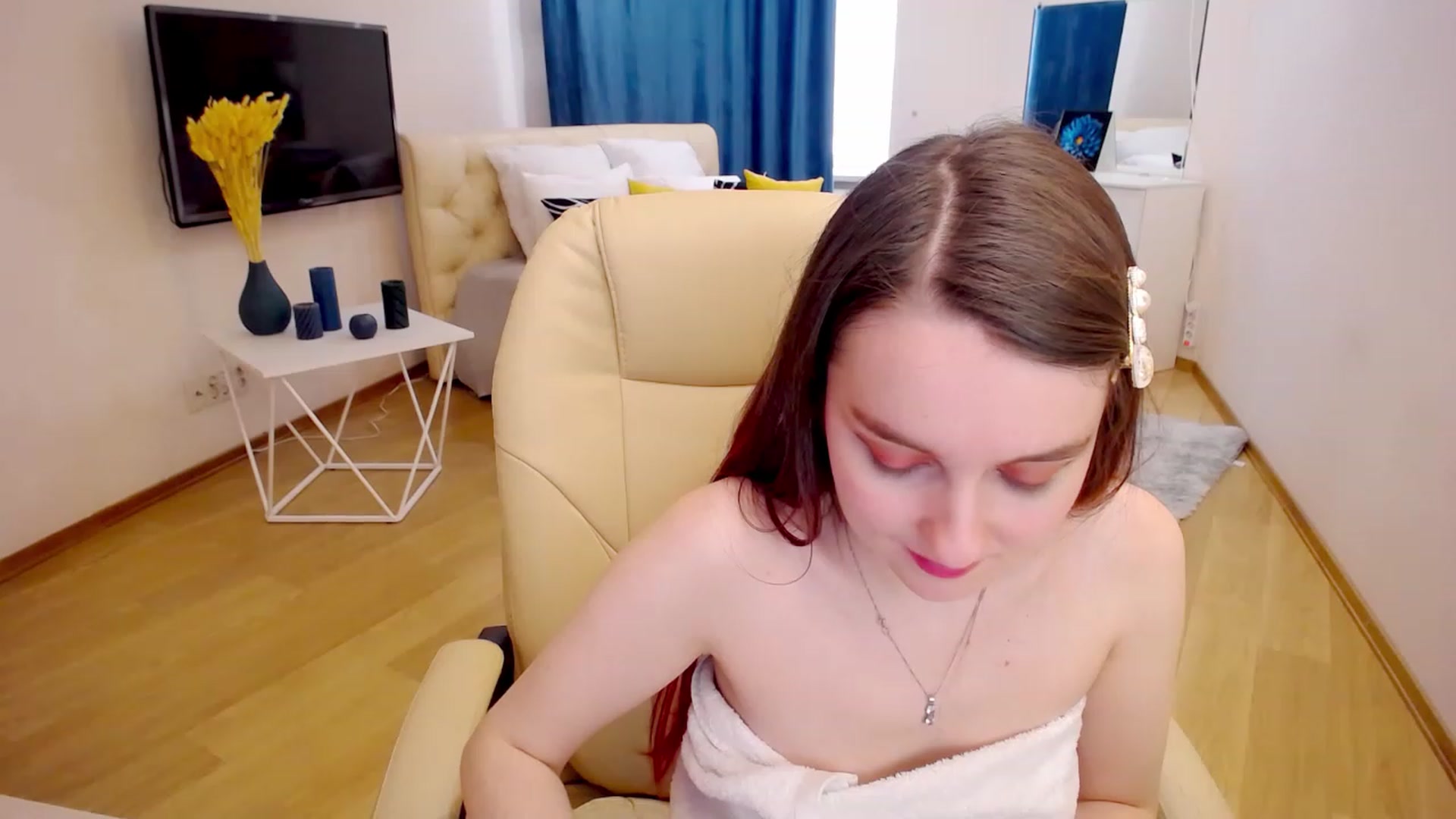 Gallery image thumbnail from Milim_Nava's myfreecams stream on, 04/03/2023, 13:56 image 14 of 20