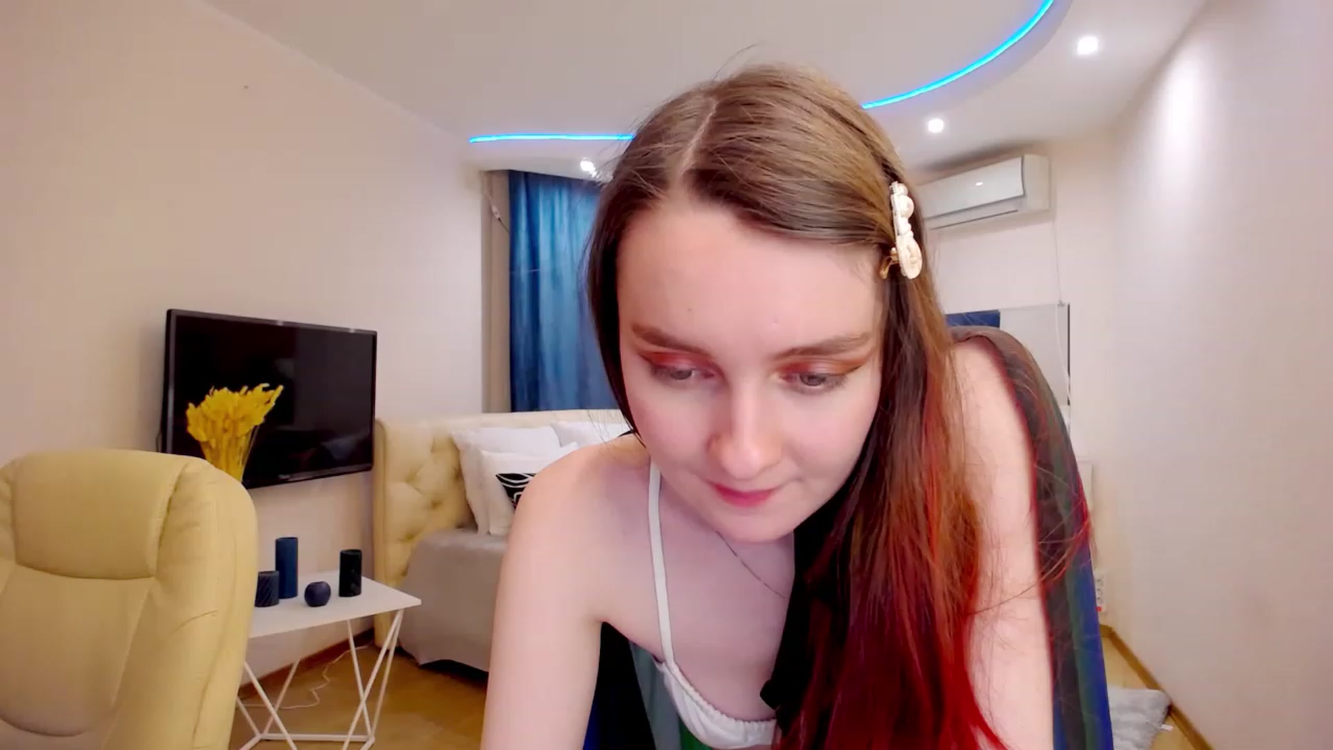 Gallery image thumbnail from Milim_Nava's myfreecams stream on, 04/03/2023, 15:52 image 18 of 20