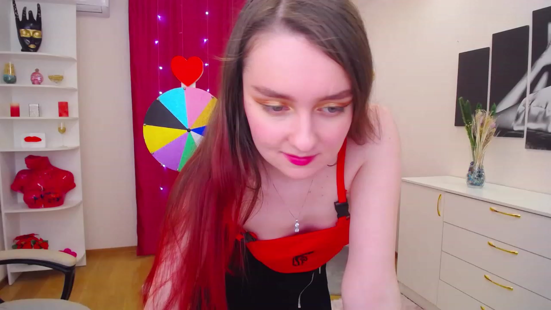 Gallery image thumbnail from Milim_Nava's myfreecams stream on, 04/04/2023, 07:35 image 3 of 20