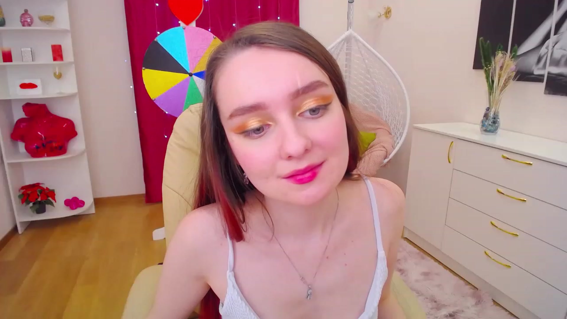Gallery image thumbnail from Milim_Nava's myfreecams stream on, 04/04/2023, 07:35 image 12 of 20