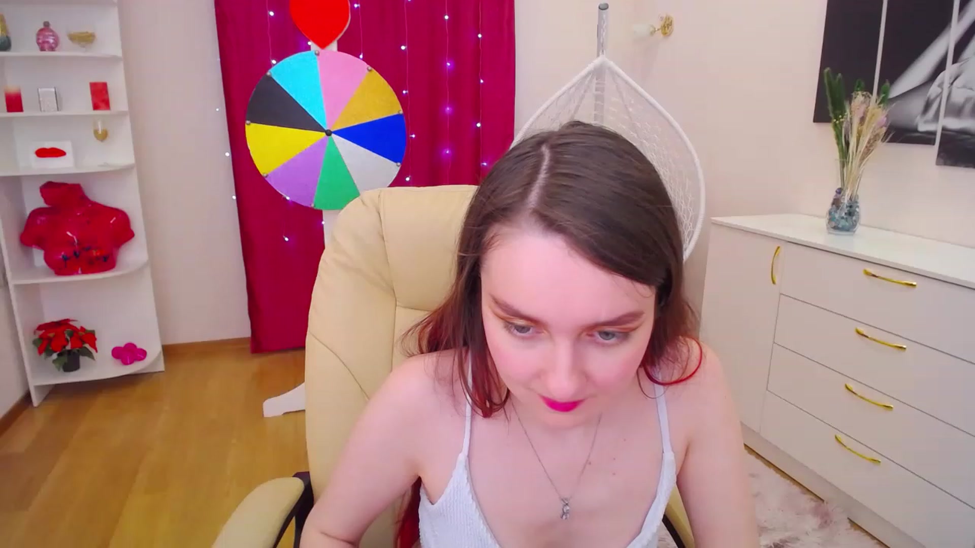 Gallery image thumbnail from Milim_Nava's myfreecams stream on, 04/04/2023, 07:35 image 15 of 20