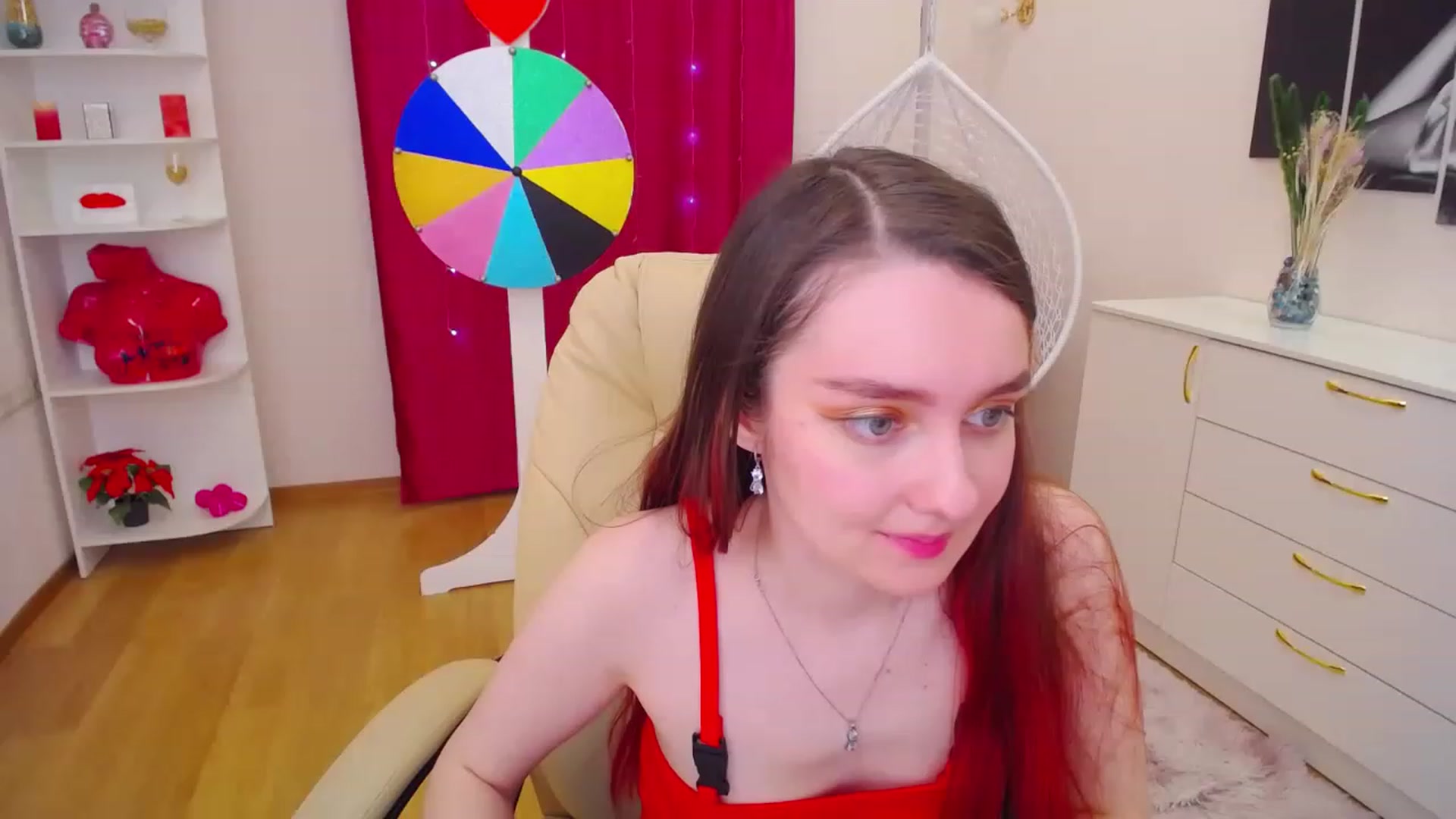 Gallery image thumbnail from Milim_Nava's myfreecams stream on, 04/04/2023, 09:47 image 5 of 20