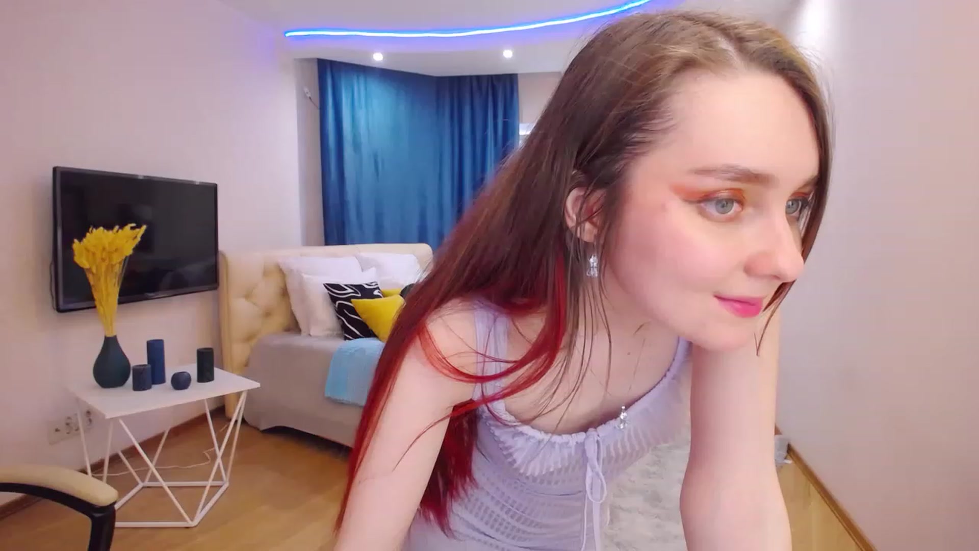 Gallery image thumbnail from Milim_Nava's myfreecams stream on, 04/05/2023, 08:18 image 8 of 20