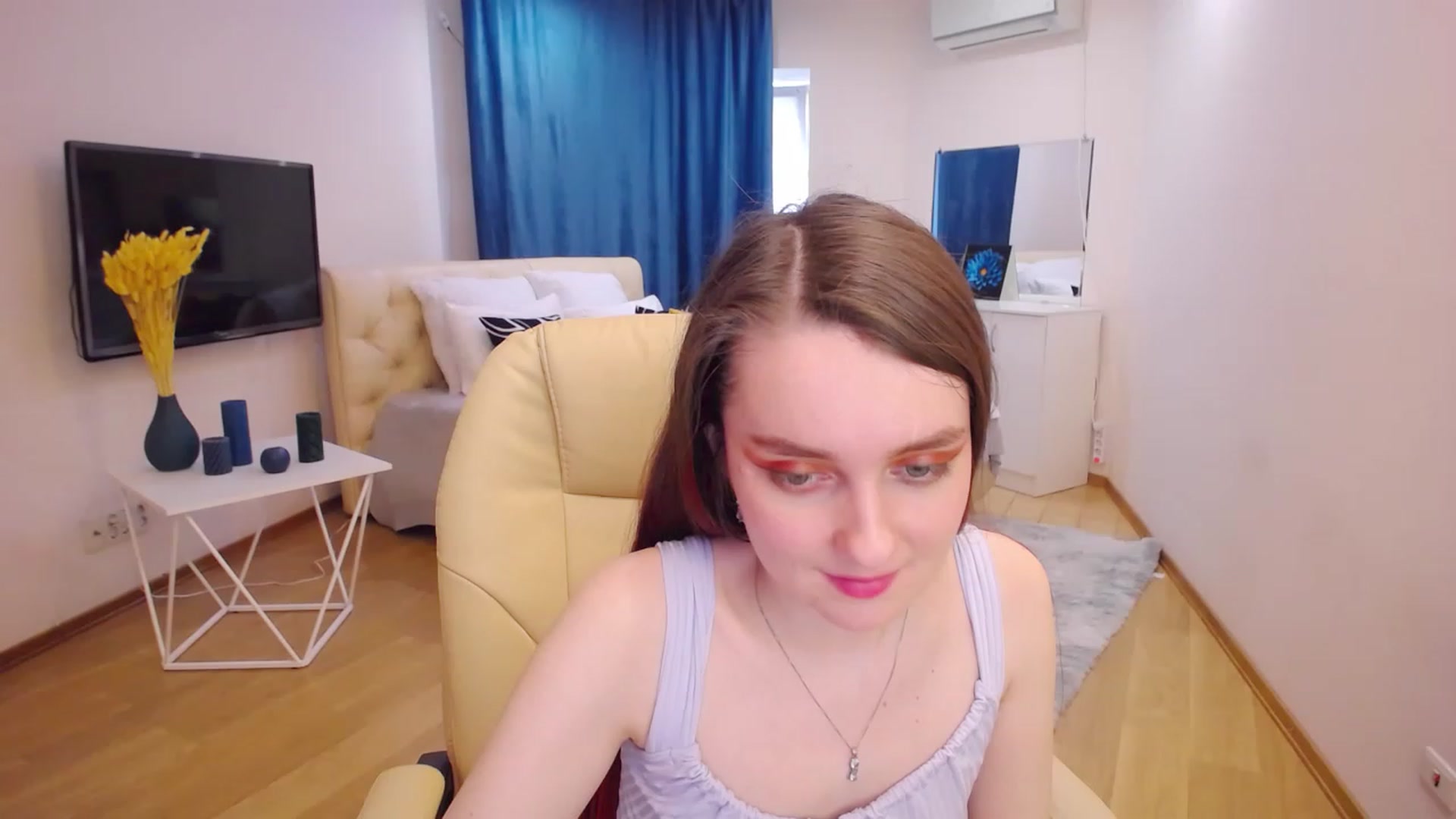 Gallery image thumbnail from Milim_Nava's myfreecams stream on, 04/05/2023, 09:54 image 4 of 20