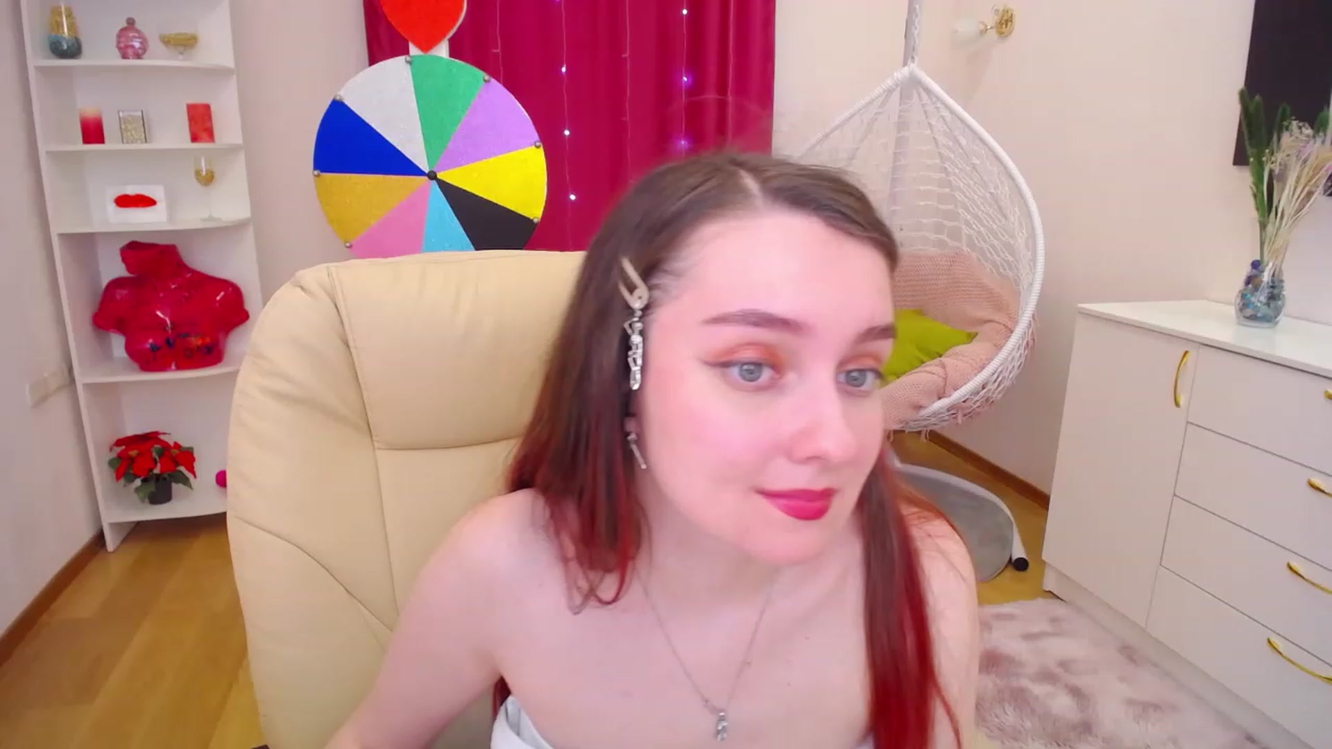Gallery image thumbnail from Milim_Nava's myfreecams stream on, 04/07/2023, 09:19 image 14 of 20