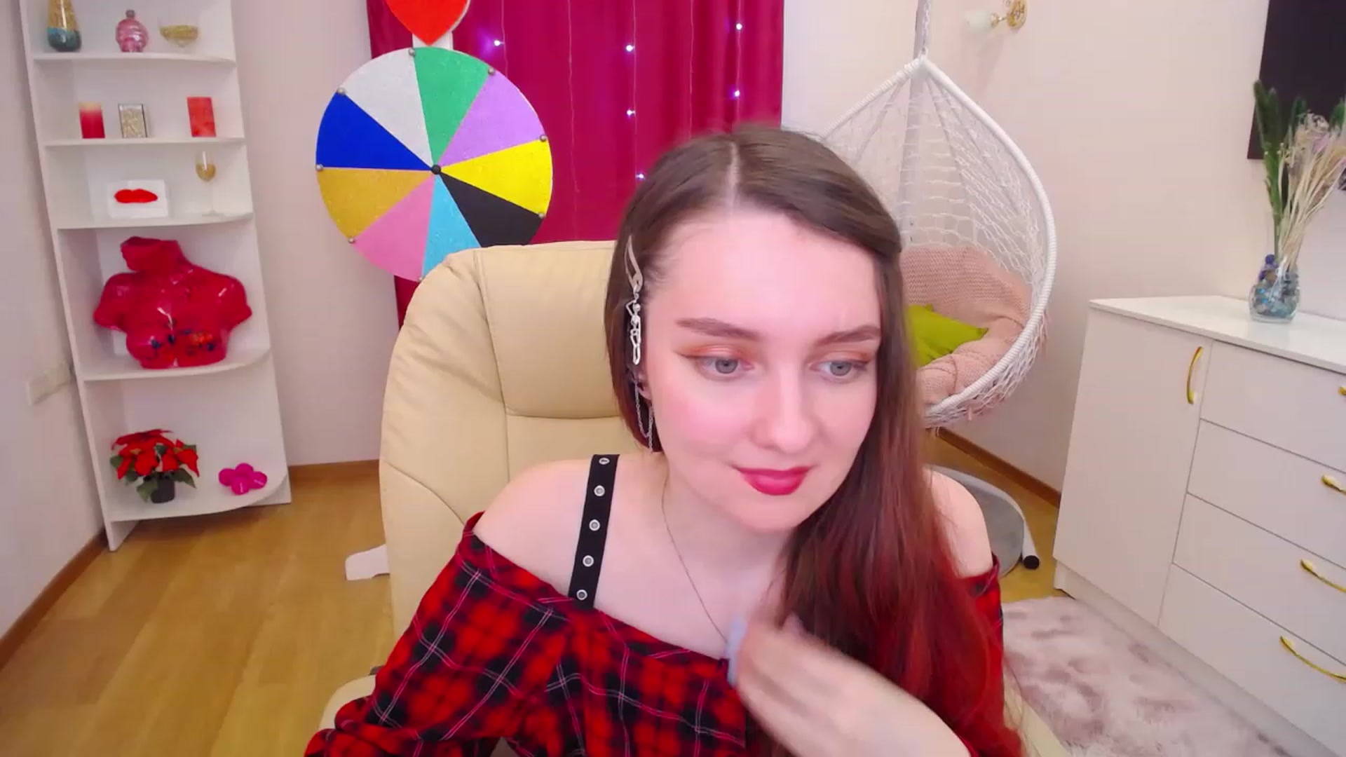 Gallery image thumbnail from Milim_Nava's myfreecams stream on, 04/07/2023, 09:19 image 5 of 20