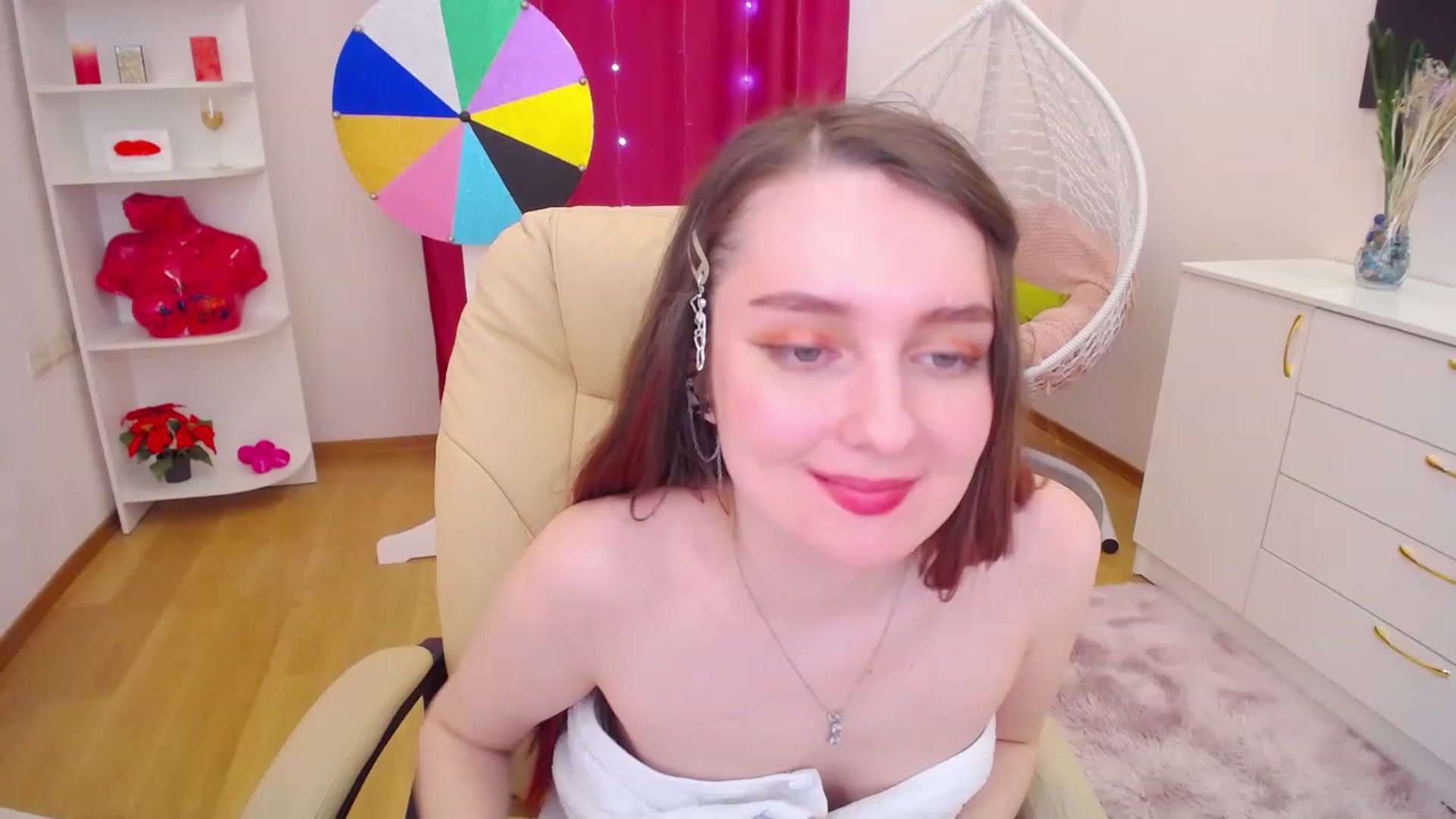 Gallery image thumbnail from Milim_Nava's myfreecams stream on, 04/07/2023, 09:51 image 18 of 20