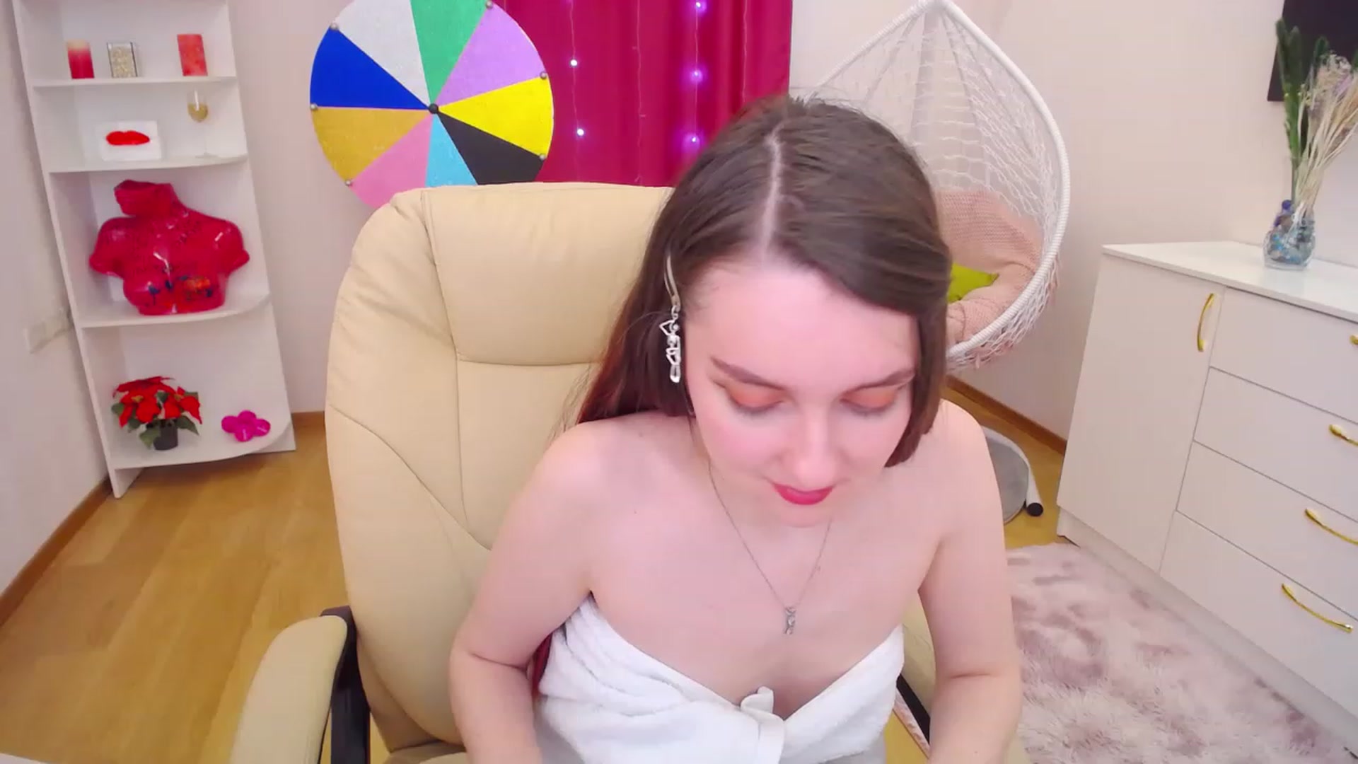 Gallery image thumbnail from Milim_Nava's myfreecams stream on, 04/07/2023, 09:51 image 13 of 20