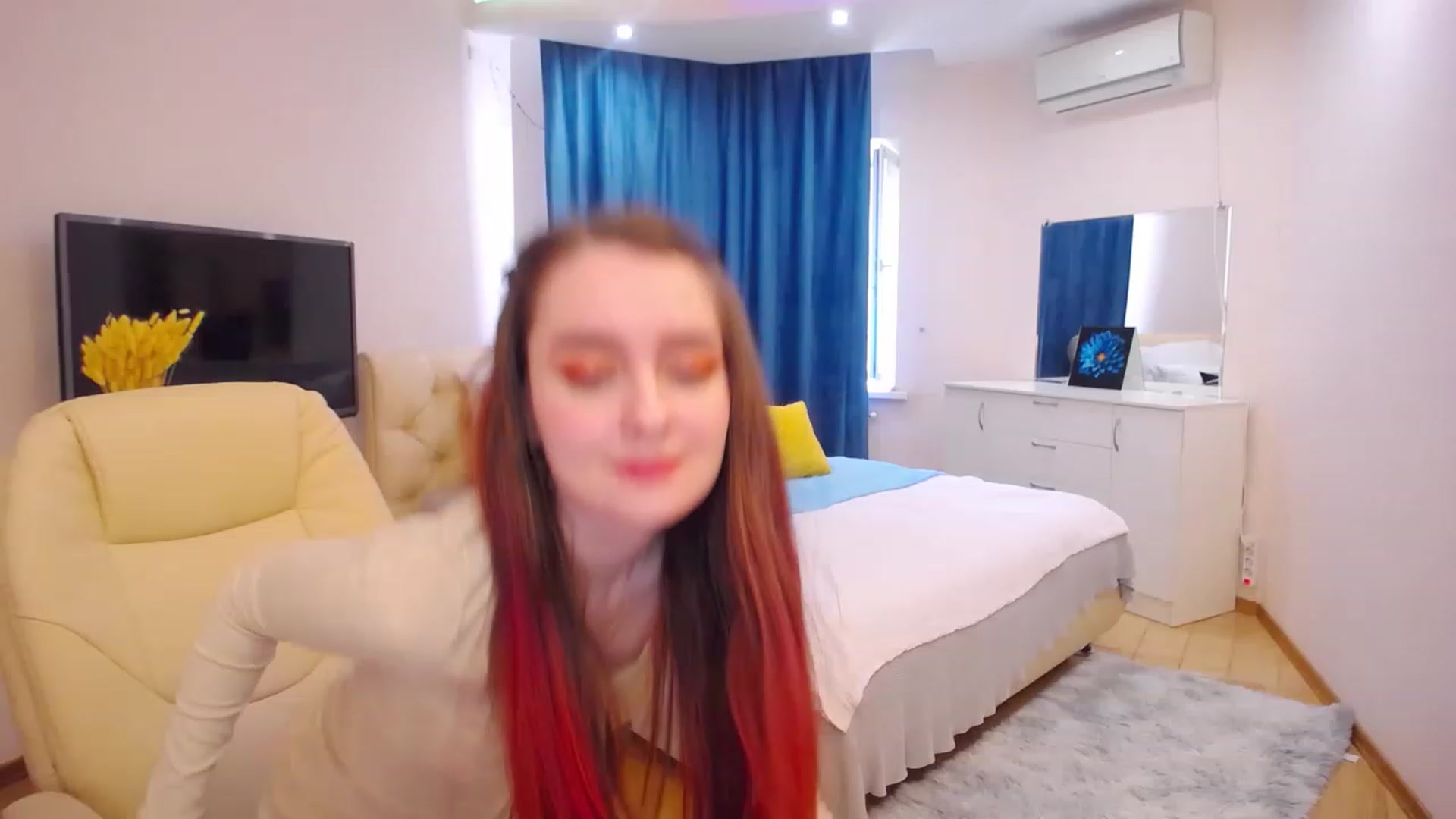 Gallery image thumbnail from Milim_Nava's myfreecams stream on, 04/08/2023, 11:54 image 7 of 20