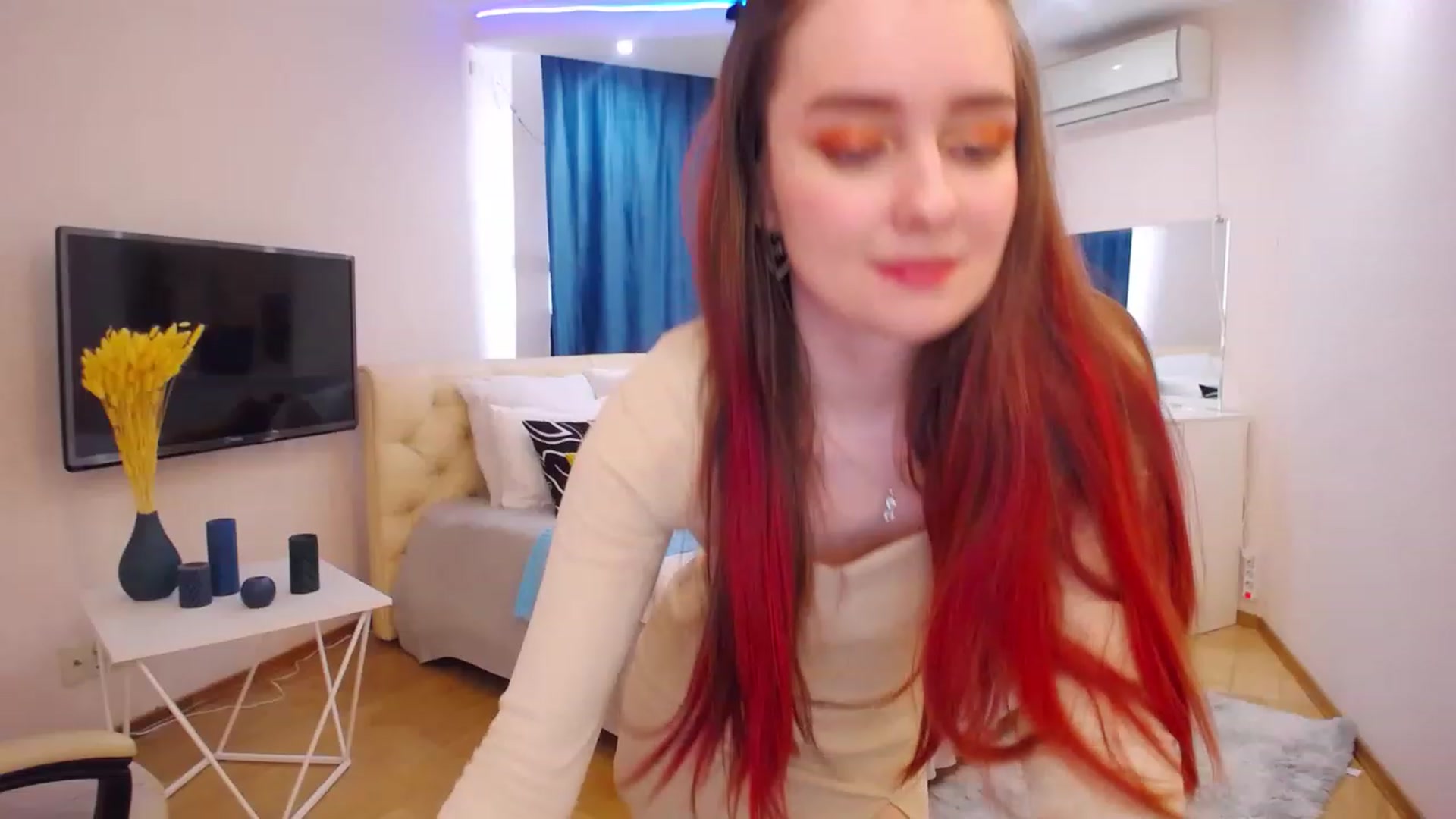 Gallery image thumbnail from Milim_Nava's myfreecams stream on, 04/08/2023, 11:54 image 10 of 20