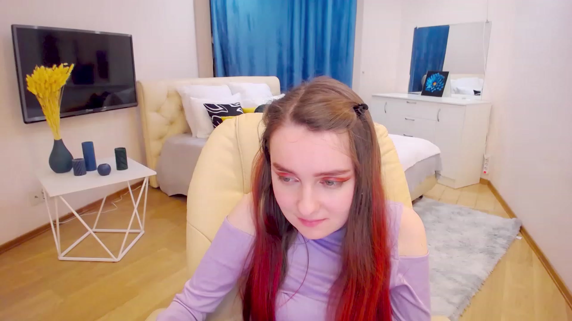 Gallery image thumbnail from Milim_Nava's myfreecams stream on, 04/08/2023, 16:45 image 10 of 20