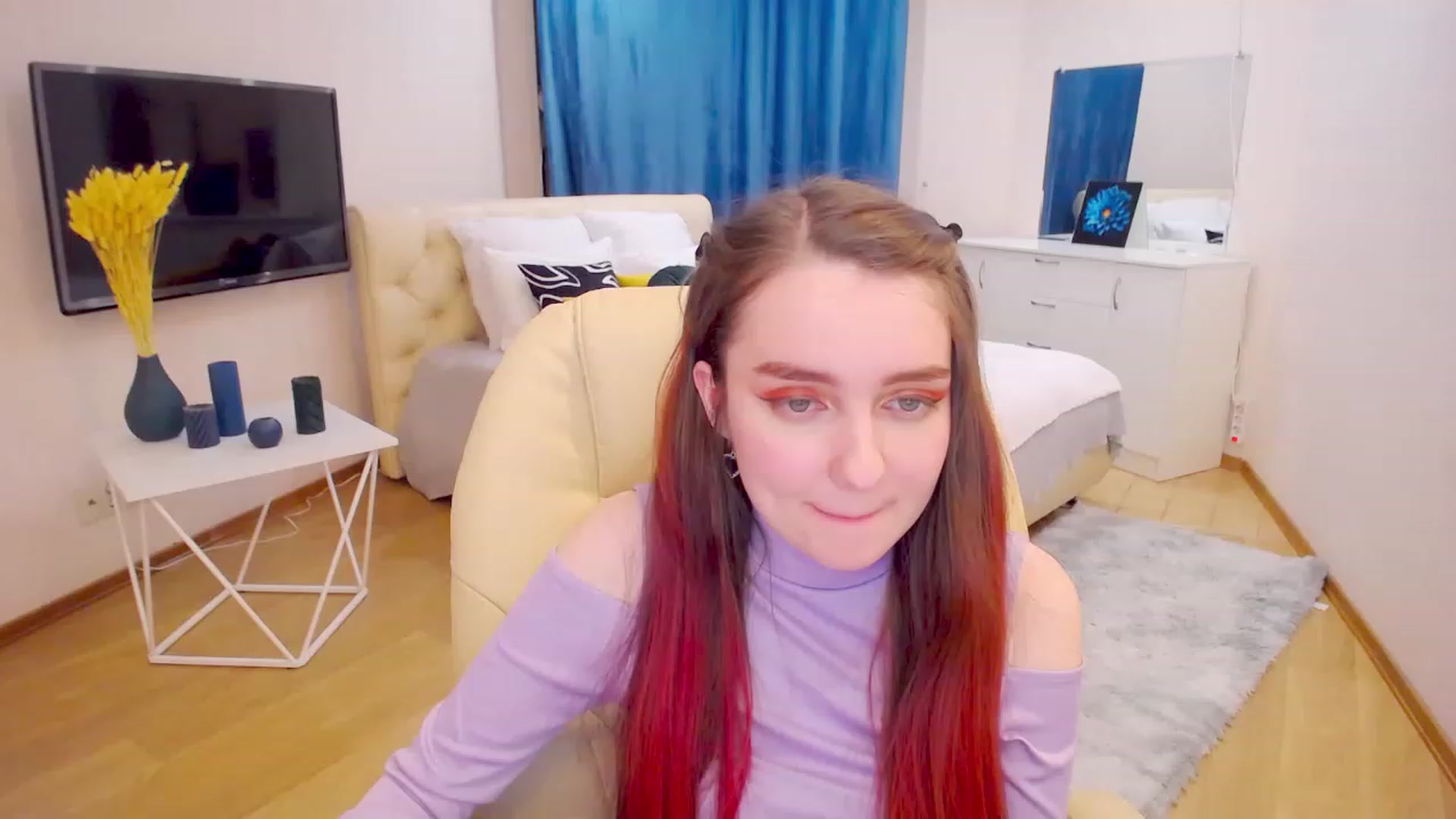 Gallery image thumbnail from Milim_Nava's myfreecams stream on, 04/08/2023, 16:45 image 2 of 20