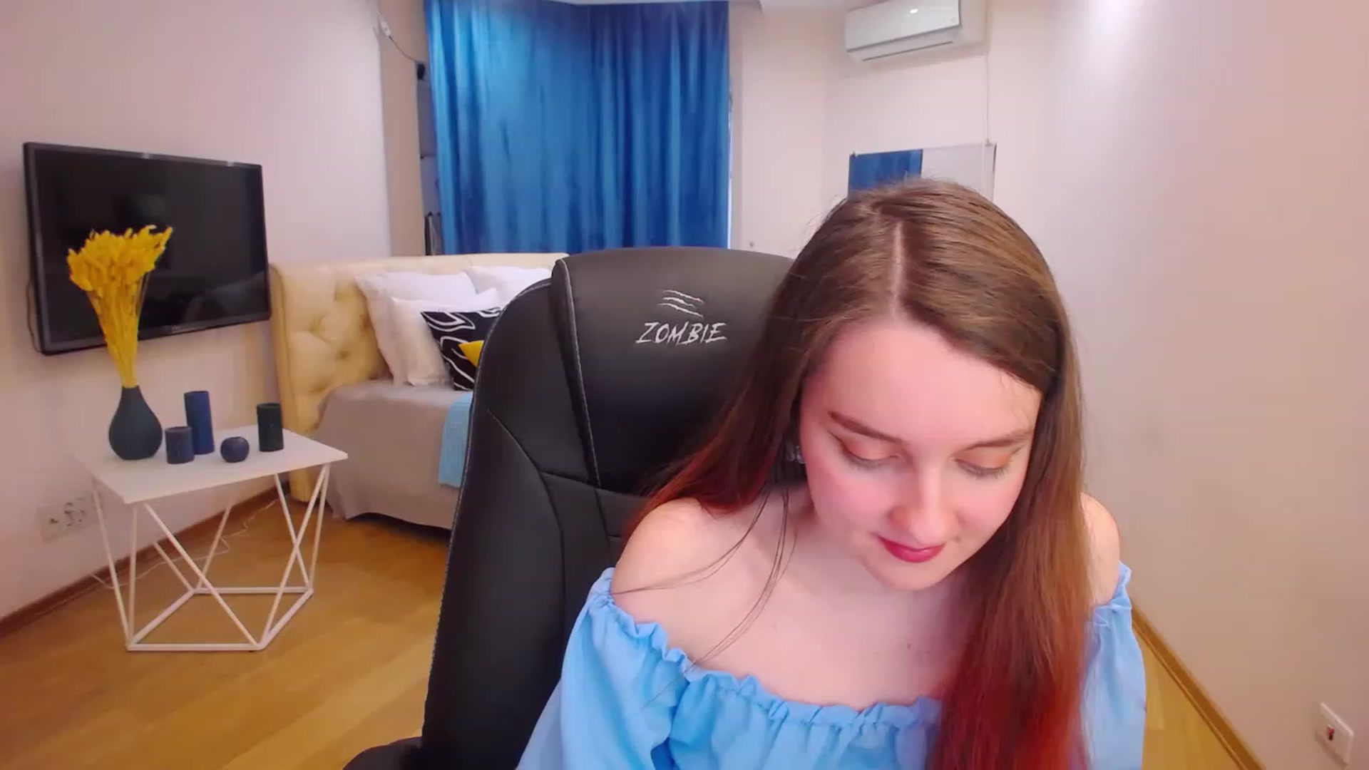 Gallery image thumbnail from Milim_Nava's myfreecams stream on, 04/14/2023, 09:49 image 15 of 20