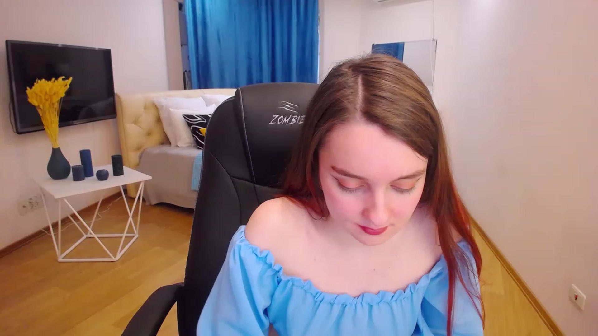 Gallery image thumbnail from Milim_Nava's myfreecams stream on, 04/14/2023, 09:49 image 3 of 20