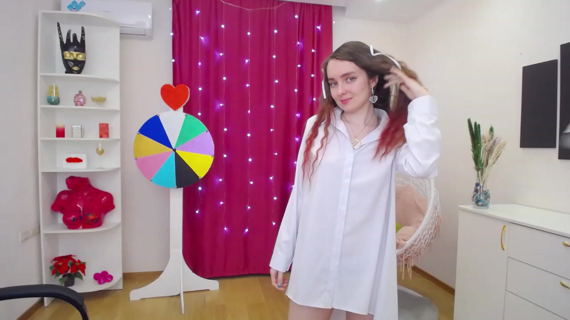 Gallery image thumbnail from Milim_Nava's myfreecams stream on, 04/16/2023, 09:47 image 19 of 20