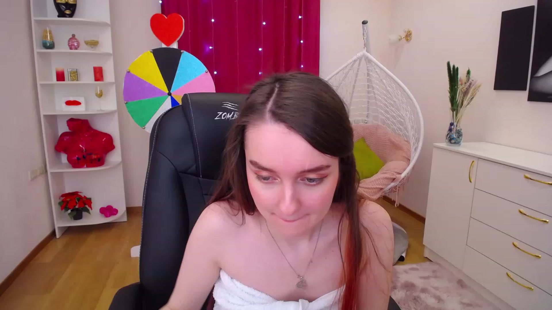 Gallery image thumbnail from Milim_Nava's myfreecams stream on, 04/22/2023, 14:18 image 10 of 20