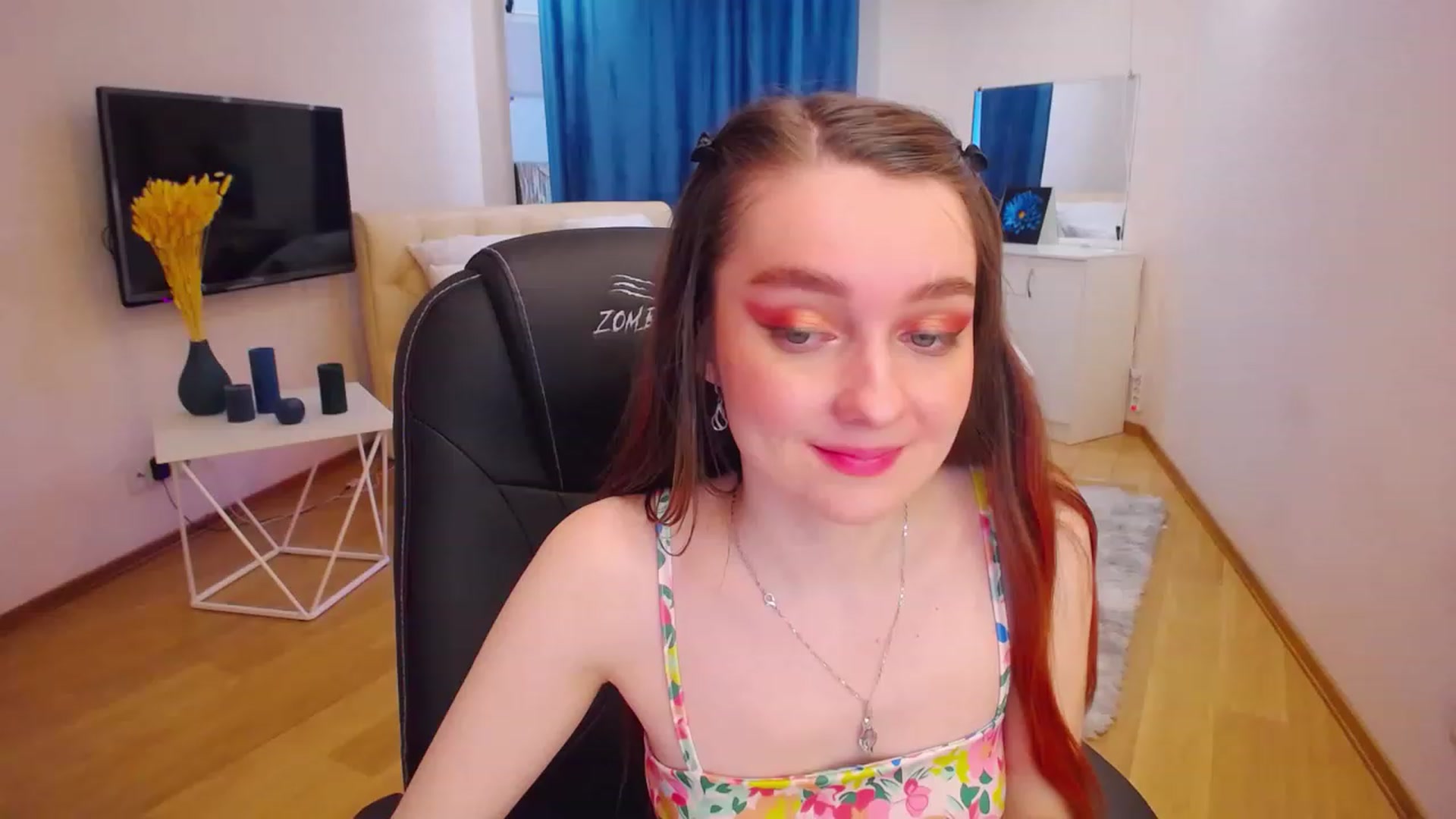 Gallery image thumbnail from Milim_Nava's myfreecams stream on, 04/24/2023, 11:13 image 16 of 20