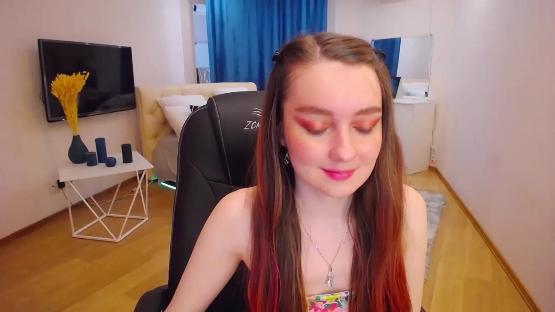 Gallery image thumbnail from Milim_Nava's myfreecams stream on, 04/24/2023, 11:13 image 3 of 20
