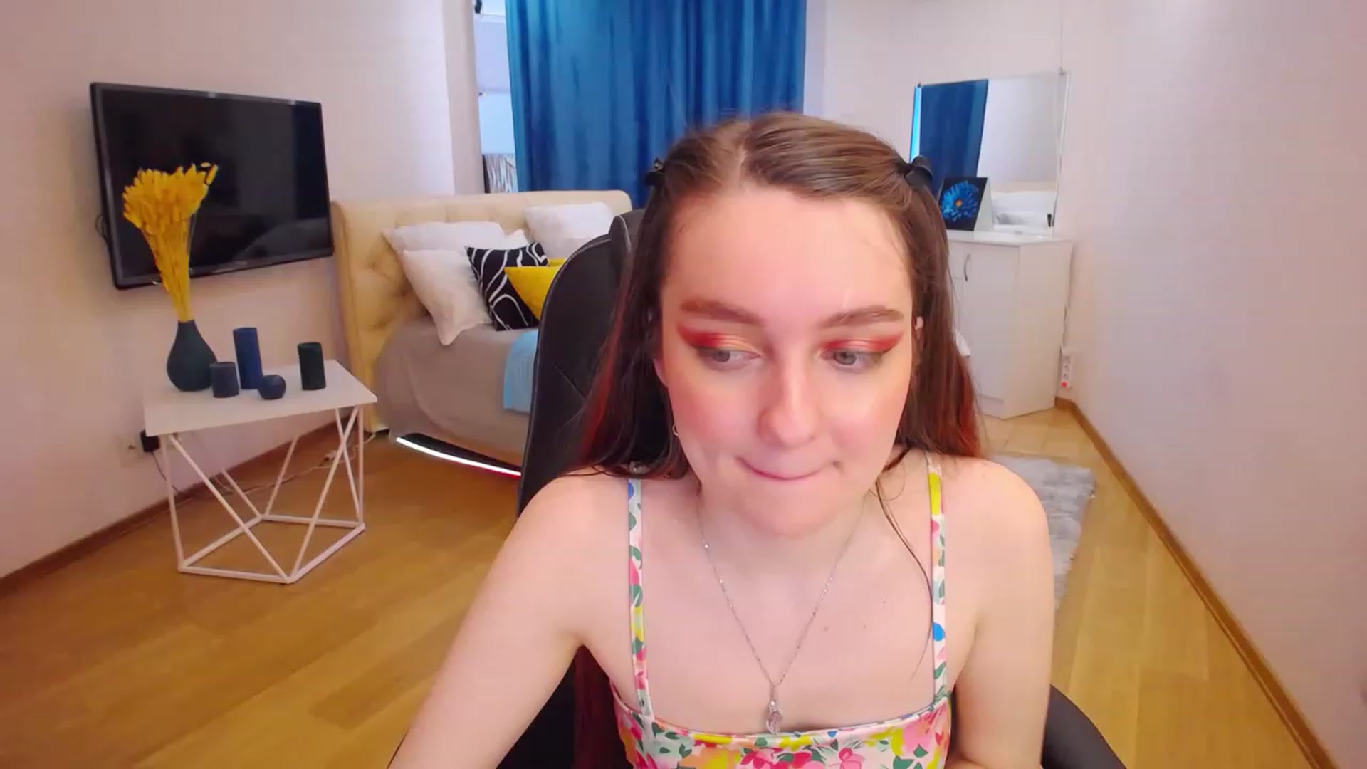 Gallery image thumbnail from Milim_Nava's myfreecams stream on, 04/24/2023, 12:12 image 1 of 20