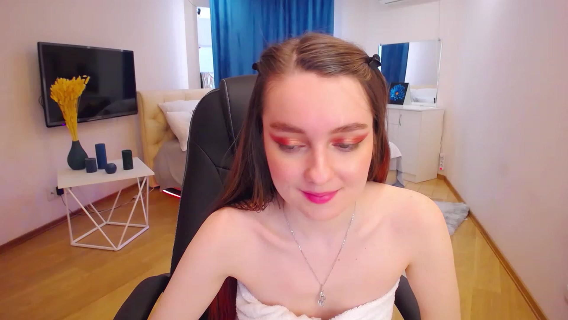 Gallery image thumbnail from Milim_Nava's myfreecams stream on, 04/24/2023, 13:39 image 4 of 20