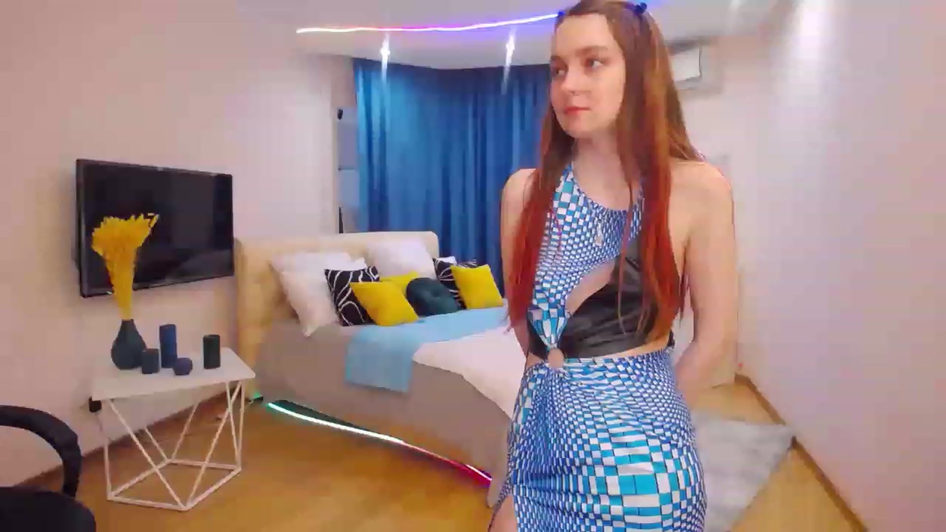 Gallery image thumbnail from Milim_Nava's myfreecams stream on, 04/24/2023, 15:36 image 10 of 20