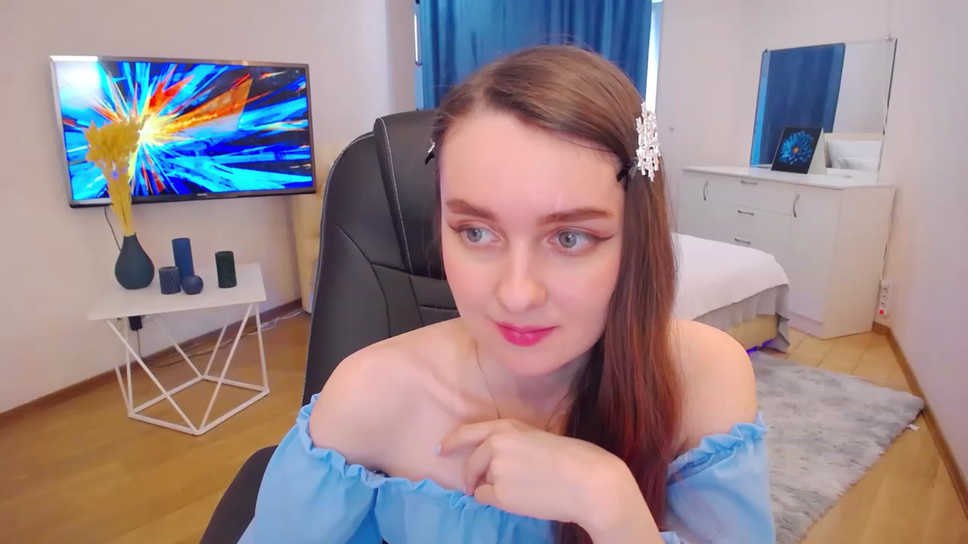 Gallery image thumbnail from Milim_Nava's myfreecams stream on, 04/27/2023, 09:46 image 2 of 20