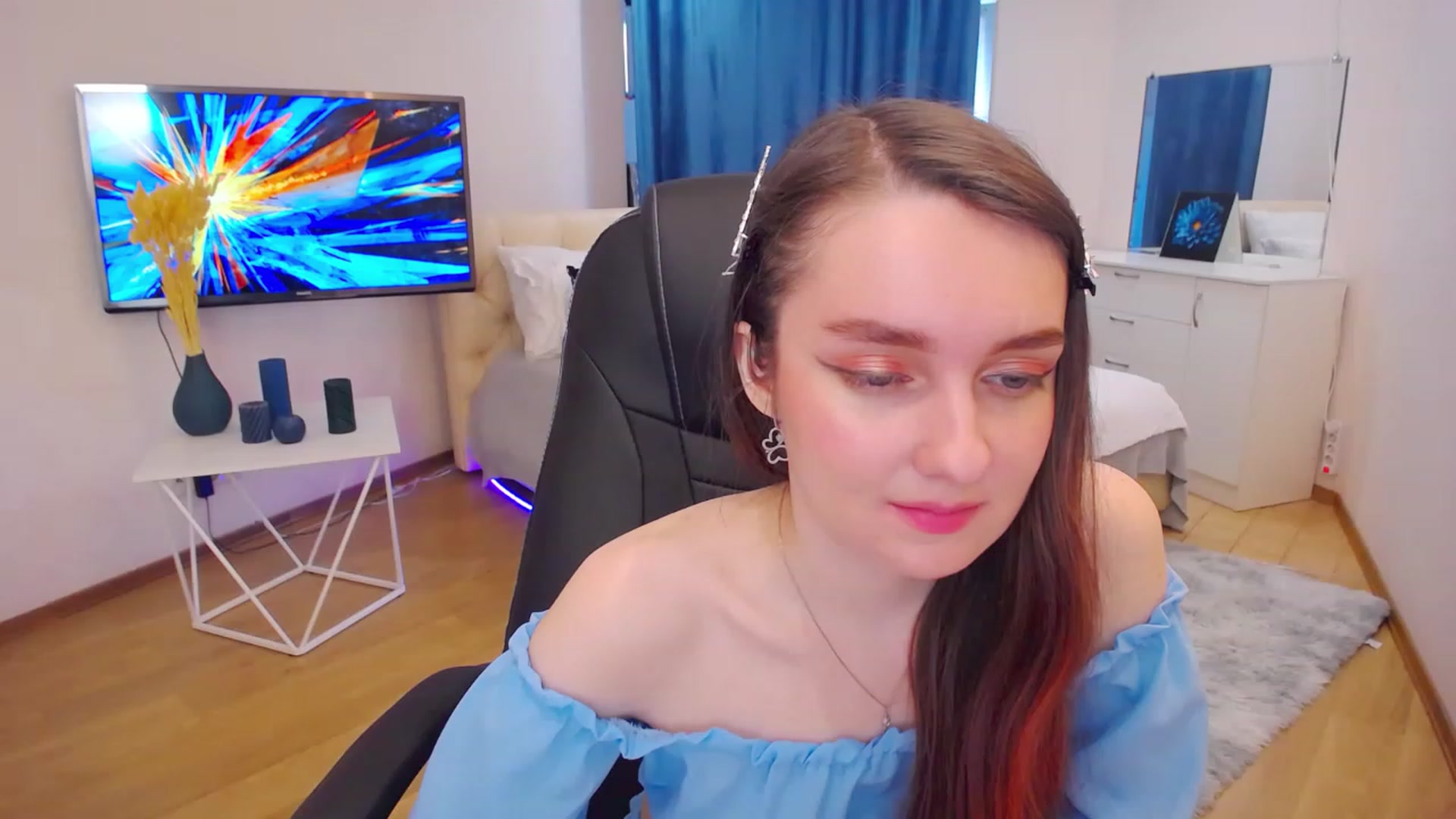 Gallery image thumbnail from Milim_Nava's myfreecams stream on, 04/27/2023, 09:46 image 13 of 20