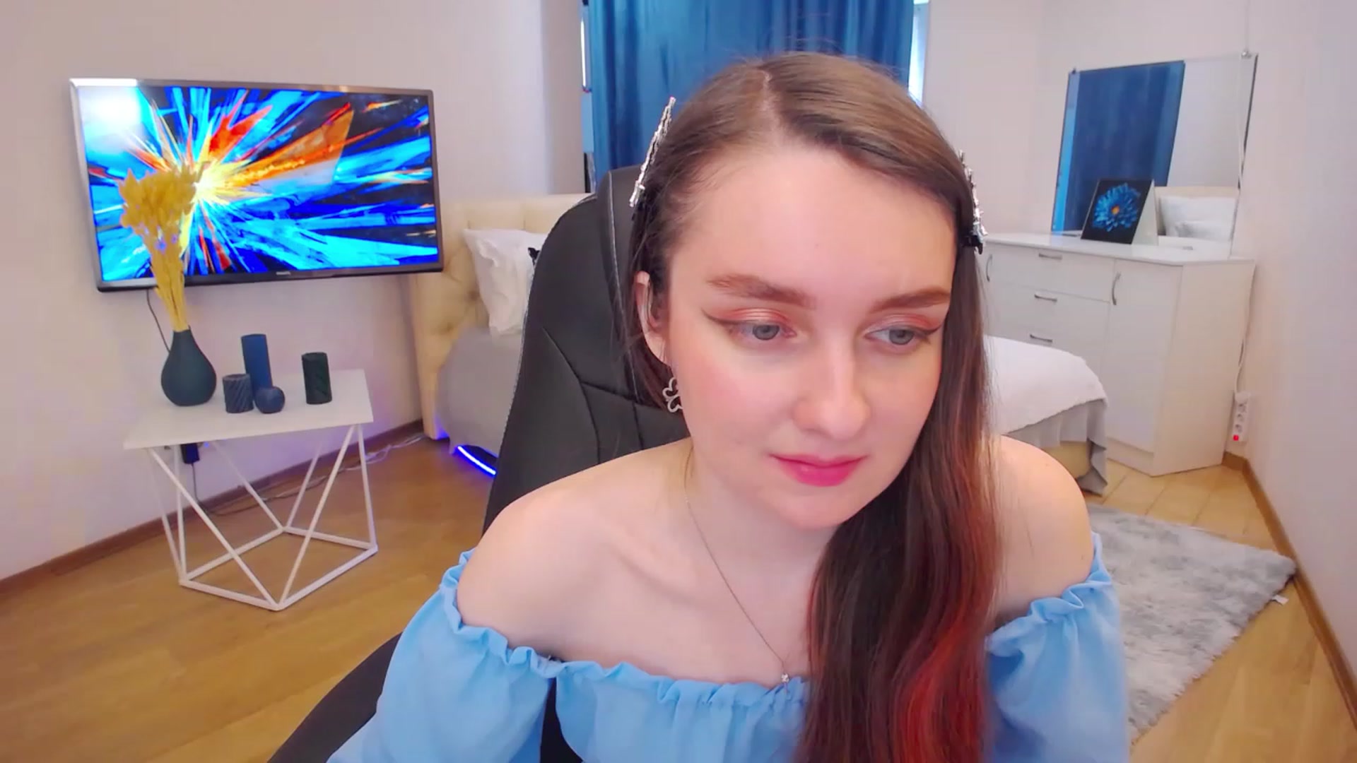 Gallery image thumbnail from Milim_Nava's myfreecams stream on, 04/27/2023, 09:46 image 7 of 20