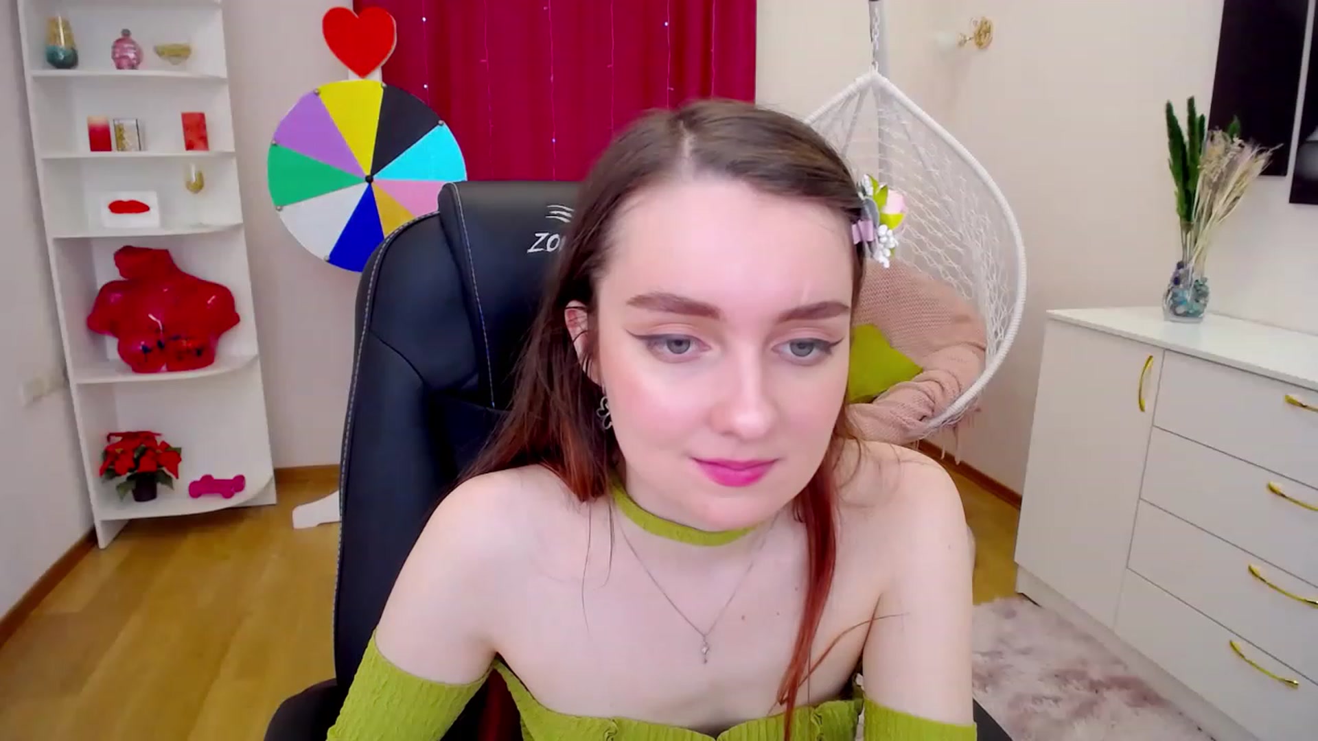 Gallery image thumbnail from Milim_Nava's myfreecams stream on, 05/01/2023, 07:48 image 18 of 20