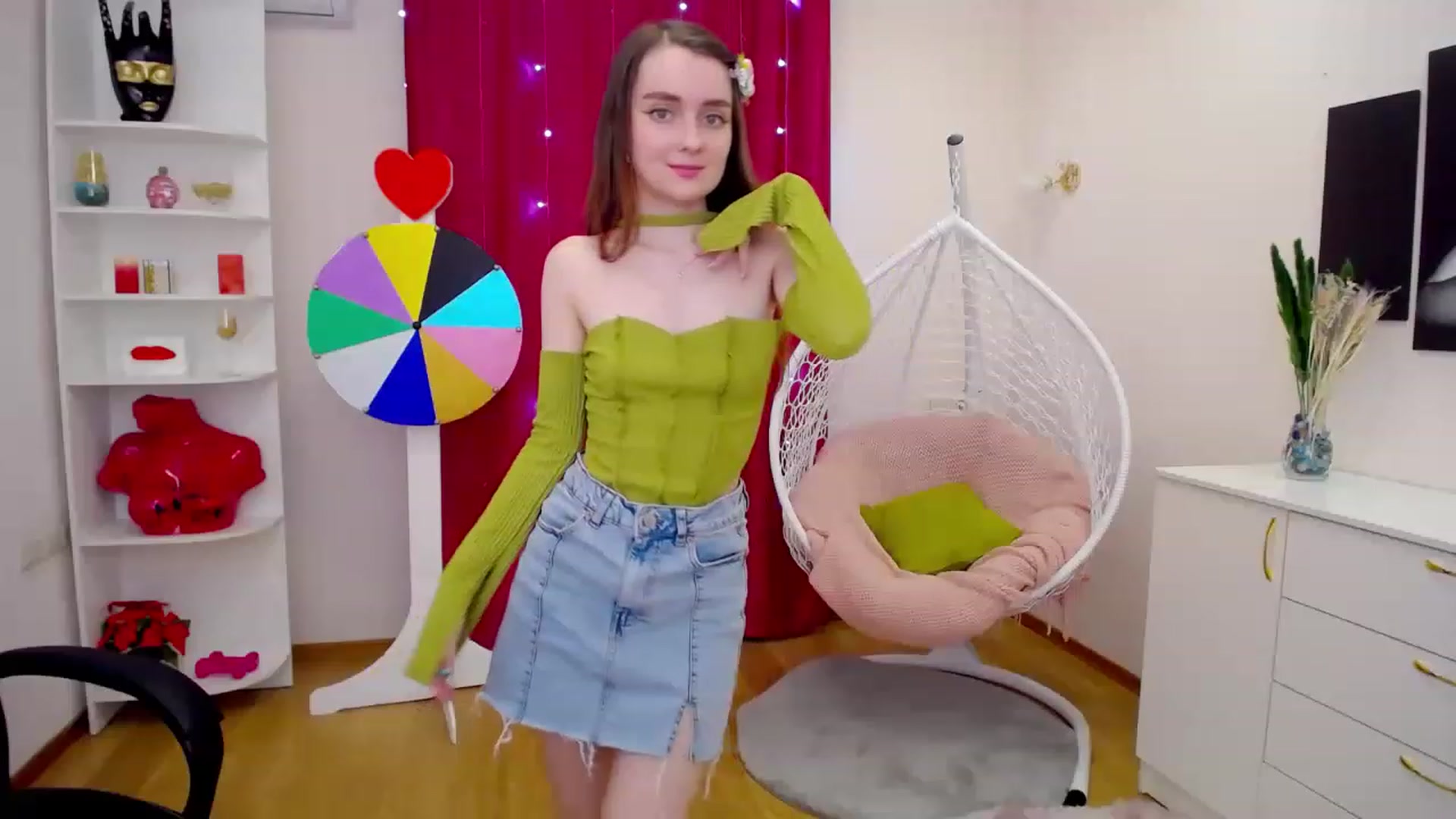 Gallery image thumbnail from Milim_Nava's myfreecams stream on, 05/01/2023, 07:48 image 10 of 20