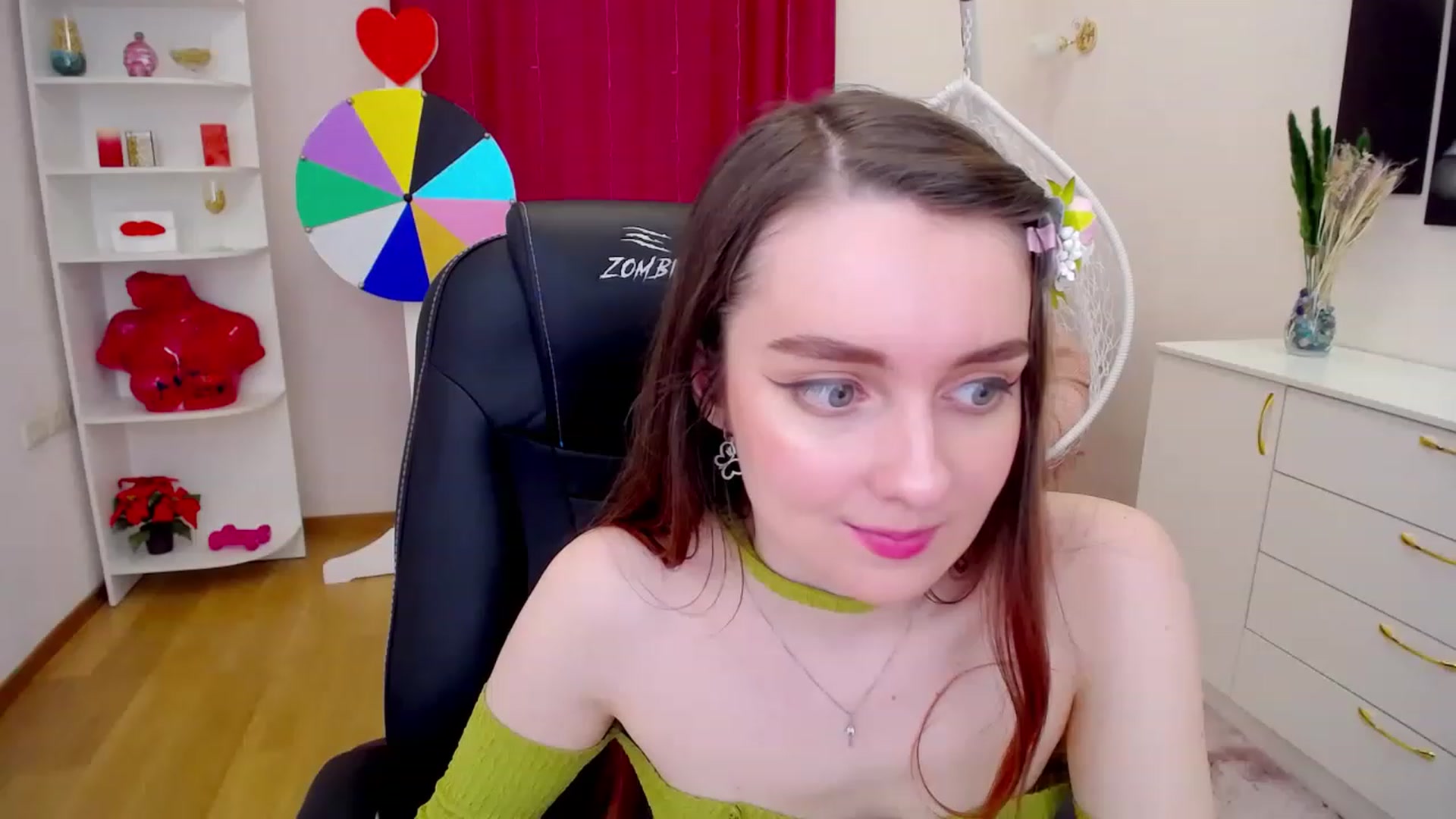 Gallery image thumbnail from Milim_Nava's myfreecams stream on, 05/01/2023, 07:48 image 13 of 20