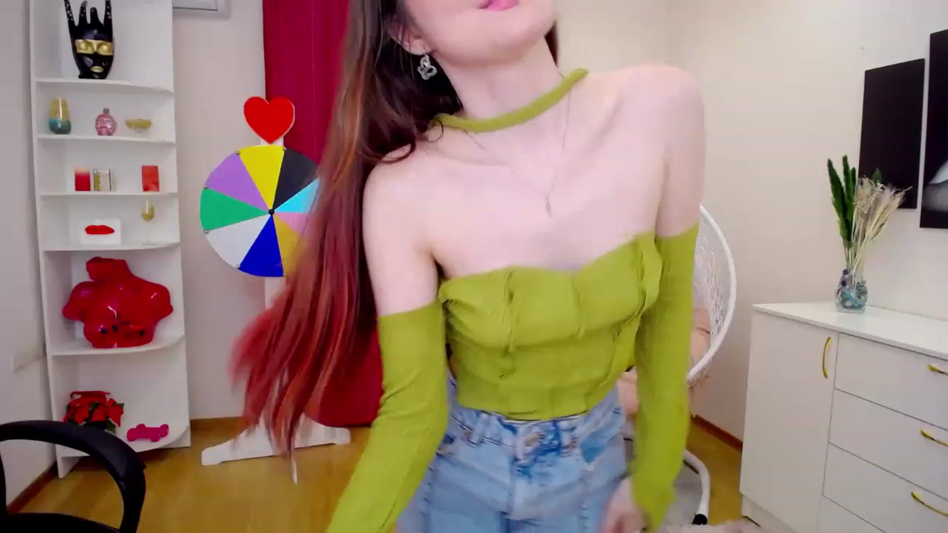 Gallery image thumbnail from Milim_Nava's myfreecams stream on, 05/01/2023, 07:48 image 6 of 20