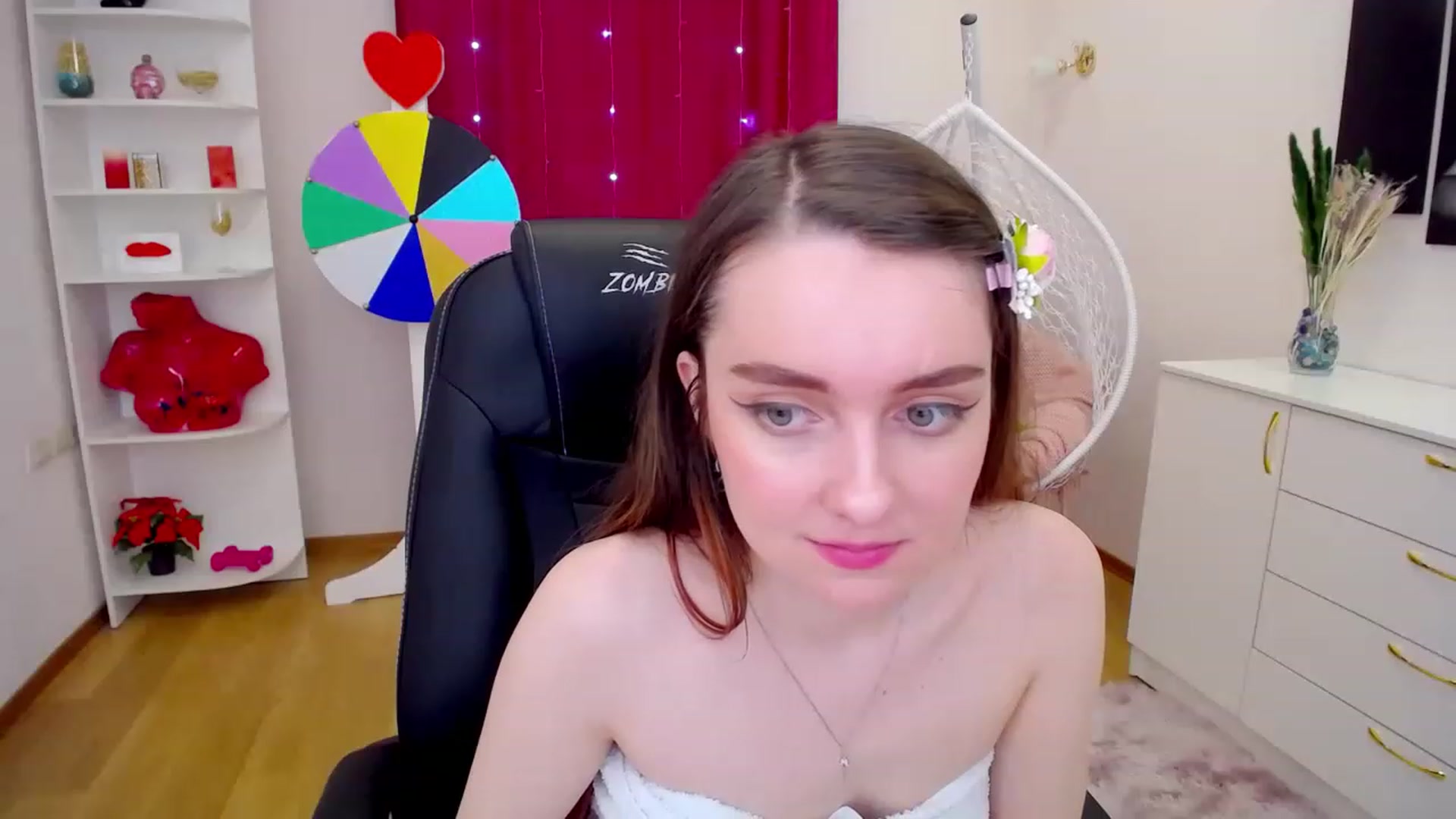 Gallery image thumbnail from Milim_Nava's myfreecams stream on, 05/01/2023, 08:43 image 6 of 20
