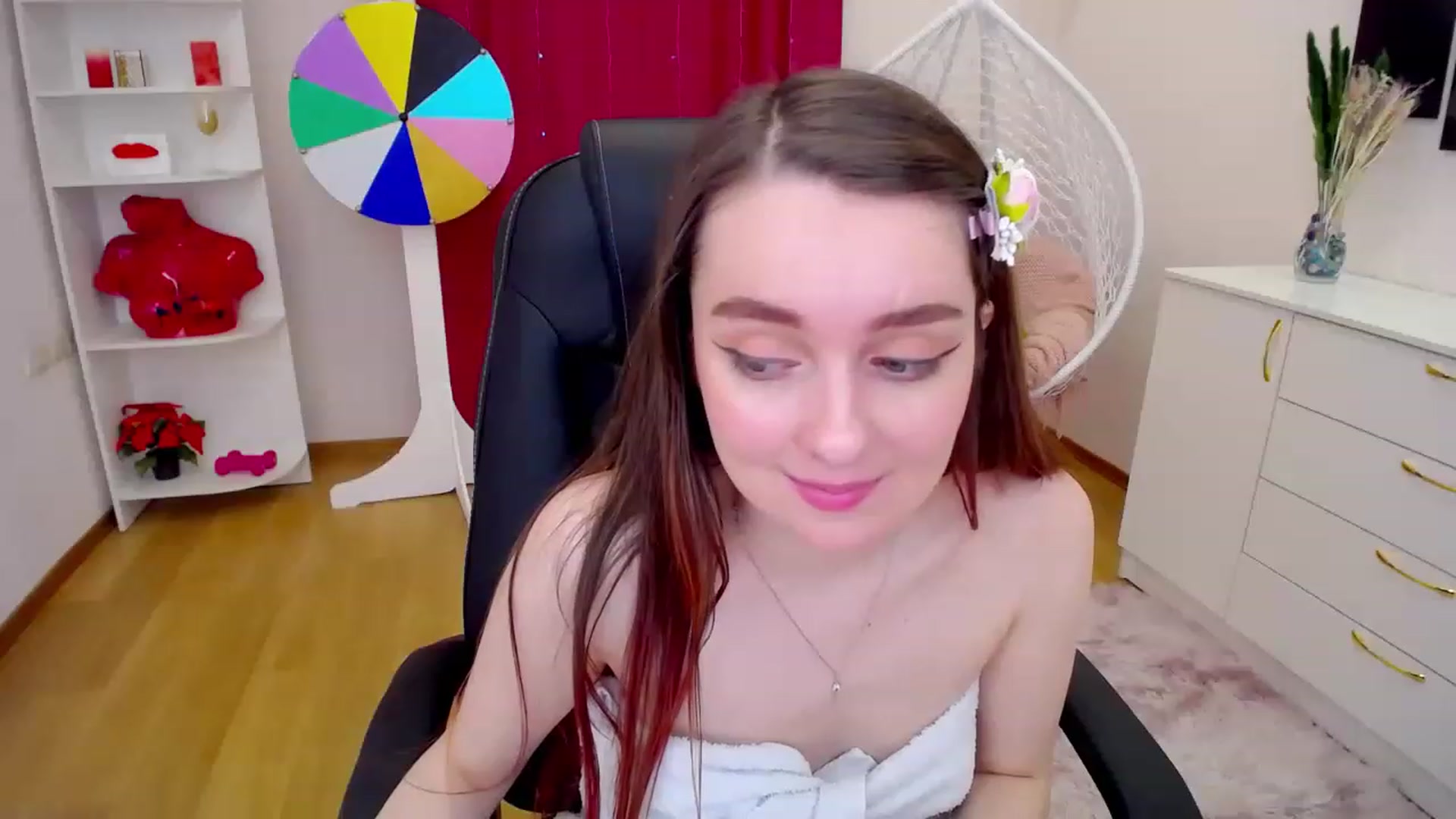 Gallery image thumbnail from Milim_Nava's myfreecams stream on, 05/01/2023, 08:43 image 19 of 20