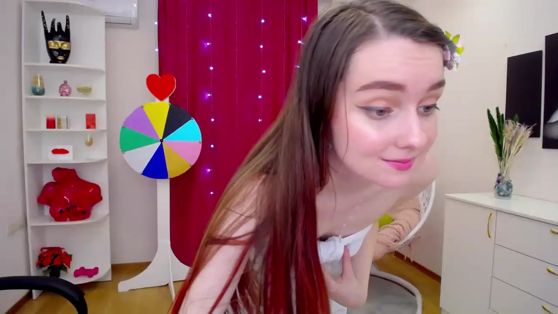 Gallery image thumbnail from Milim_Nava's myfreecams stream on, 05/01/2023, 08:43 image 3 of 20