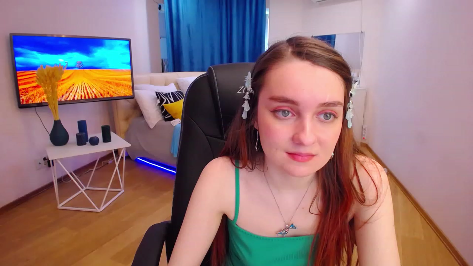 Gallery image thumbnail from Milim_Nava's myfreecams stream on, 05/03/2023, 09:09 image 6 of 20