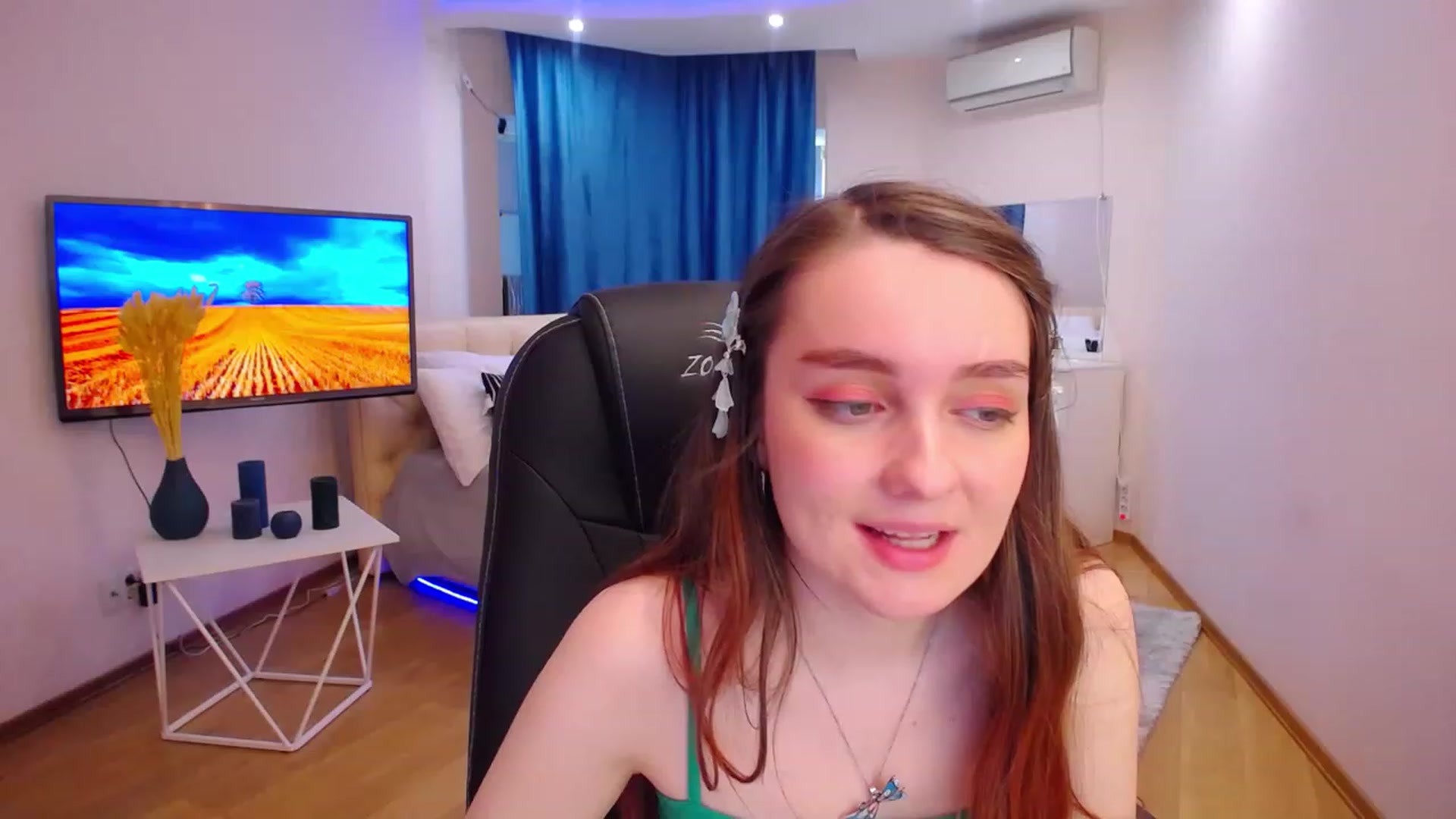 Gallery image thumbnail from Milim_Nava's myfreecams stream on, 05/03/2023, 09:09 image 13 of 20