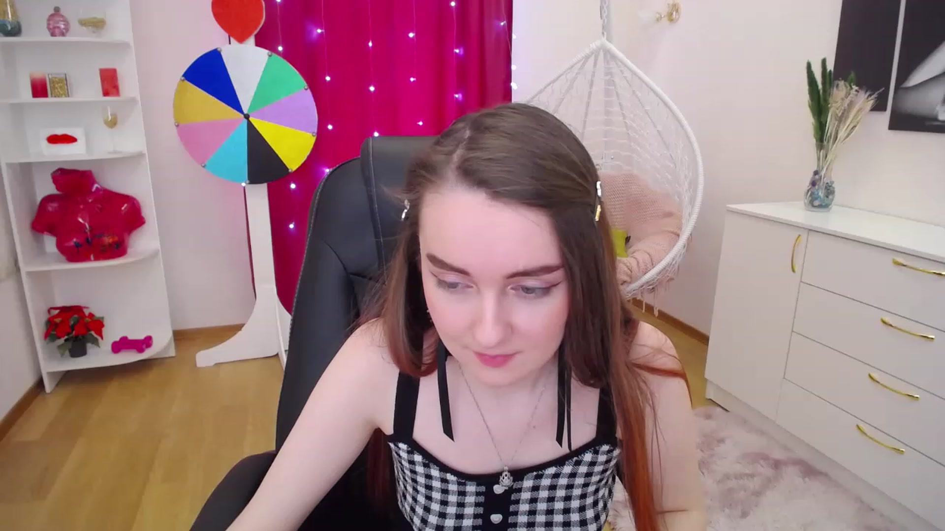 Gallery image thumbnail from Milim_Nava's myfreecams stream on, 05/04/2023, 12:46 image 11 of 20