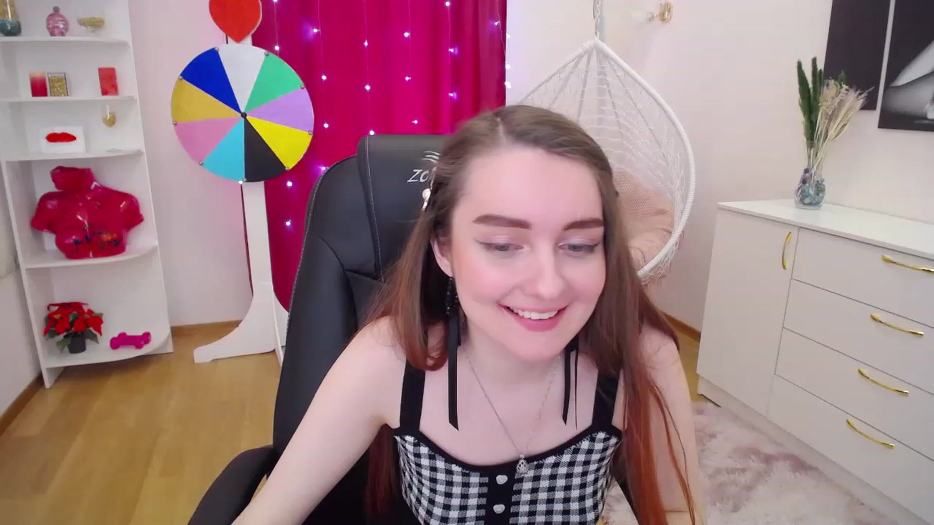 Gallery image thumbnail from Milim_Nava's myfreecams stream on, 05/04/2023, 12:46 image 13 of 20