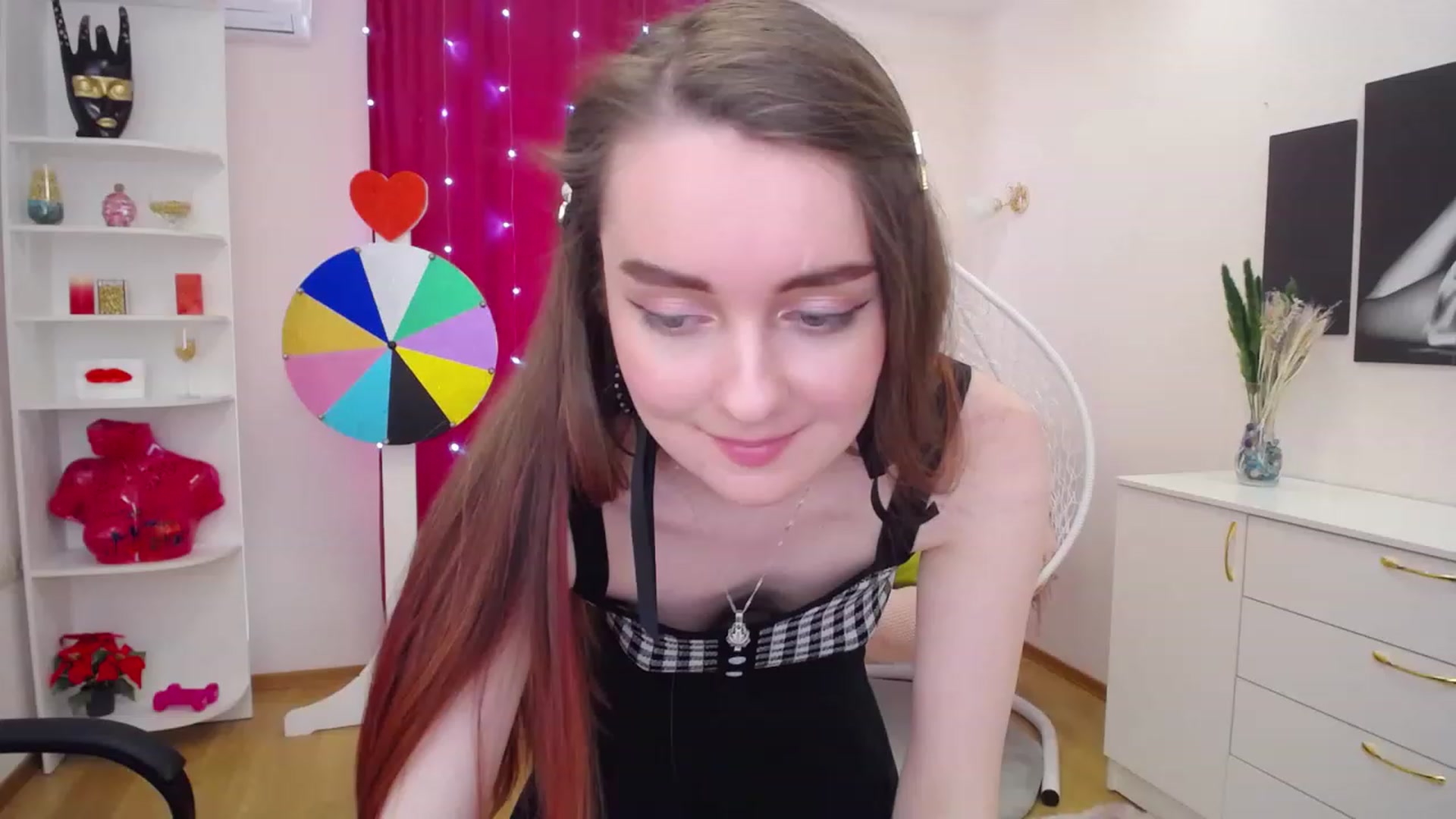 Gallery image thumbnail from Milim_Nava's myfreecams stream on, 05/04/2023, 12:46 image 16 of 20