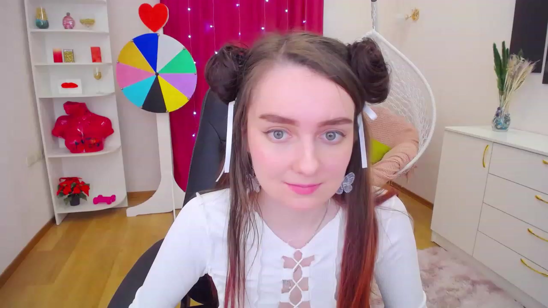 Gallery image thumbnail from Milim_Nava's myfreecams stream on, 05/07/2023, 09:45 image 9 of 20