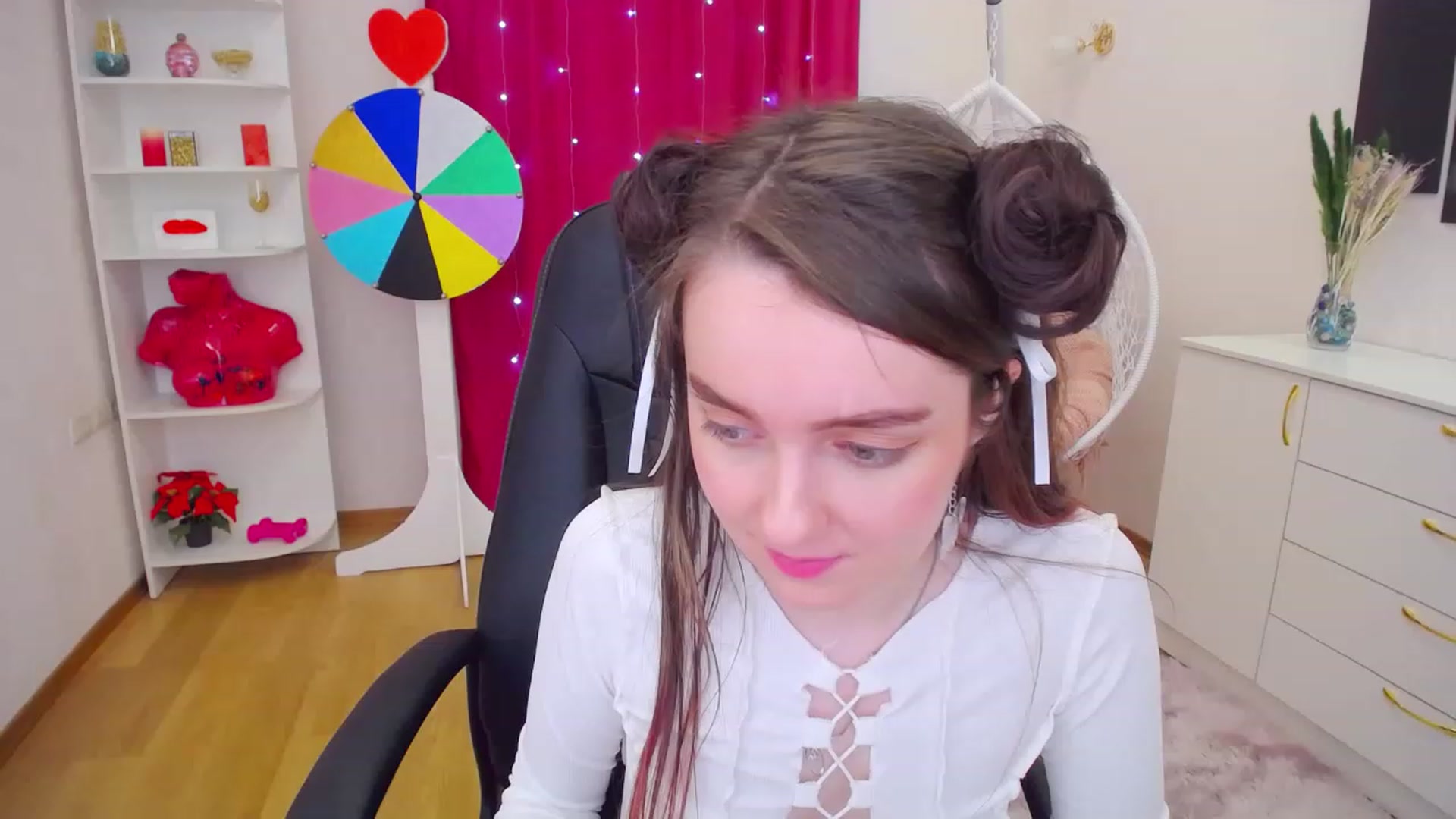 Gallery image thumbnail from Milim_Nava's myfreecams stream on, 05/07/2023, 09:45 image 10 of 20