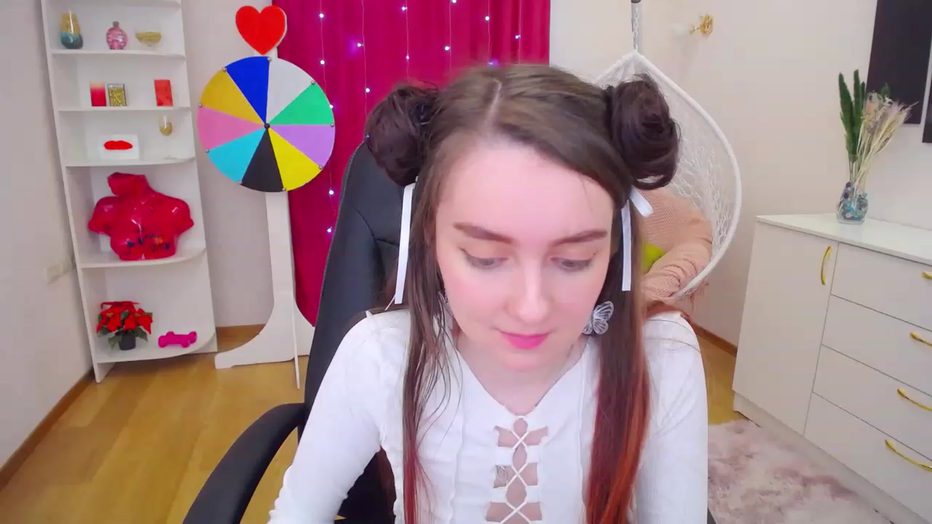 Gallery image thumbnail from Milim_Nava's myfreecams stream on, 05/07/2023, 09:45 image 4 of 20