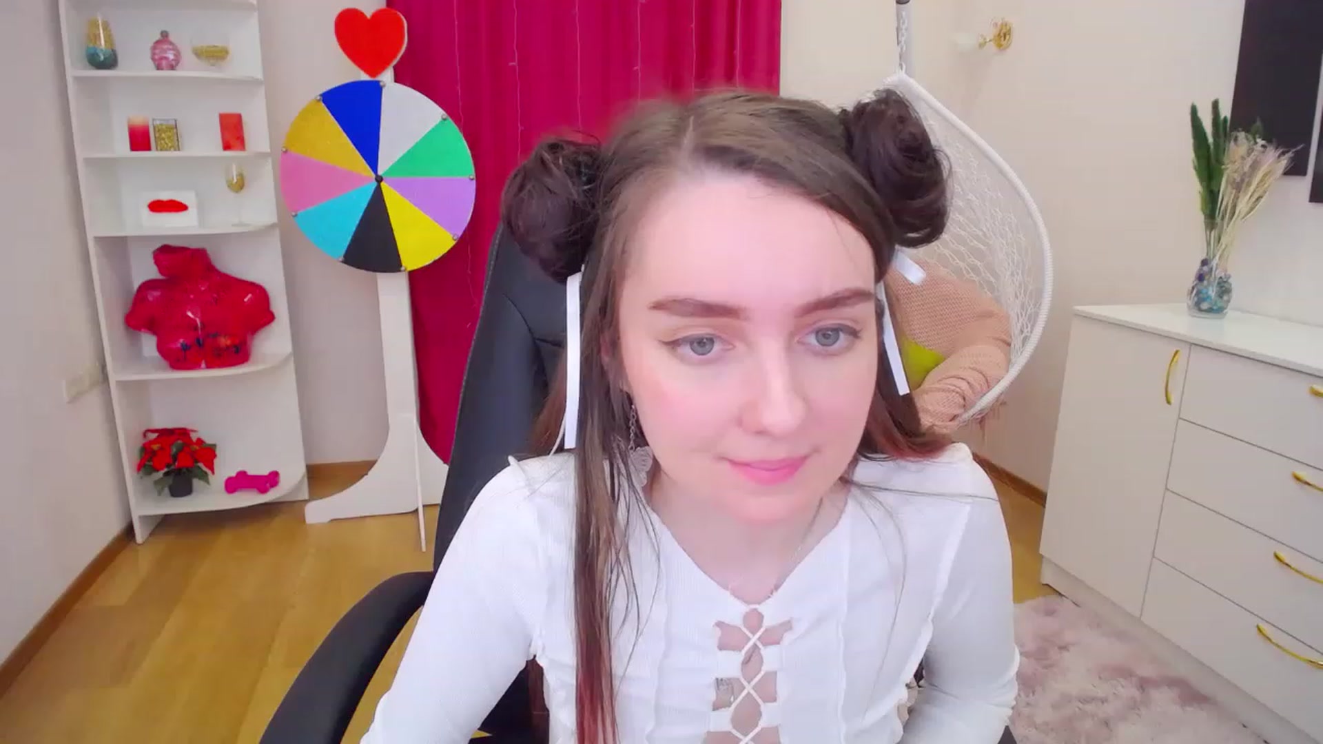 Gallery image thumbnail from Milim_Nava's myfreecams stream on, 05/07/2023, 09:45 image 12 of 20