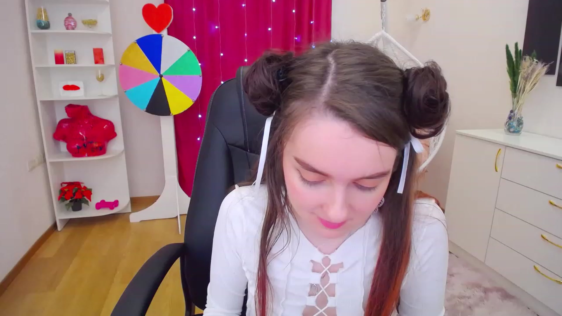 Gallery image thumbnail from Milim_Nava's myfreecams stream on, 05/07/2023, 09:45 image 3 of 20
