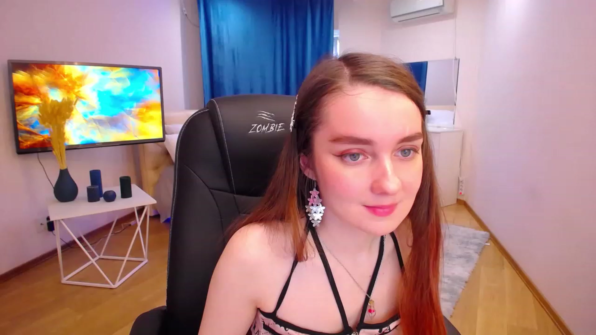 Gallery image thumbnail from Milim_Nava's myfreecams stream on, 05/08/2023, 04:05 image 10 of 20
