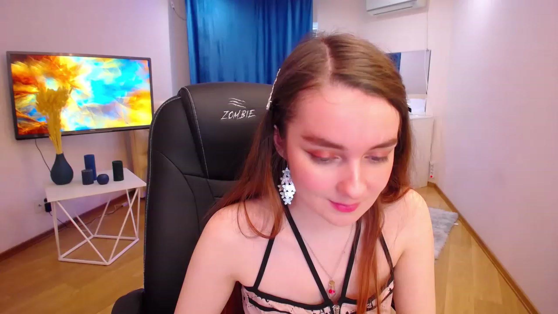 Gallery image thumbnail from Milim_Nava's myfreecams stream on, 05/08/2023, 04:05 image 3 of 20
